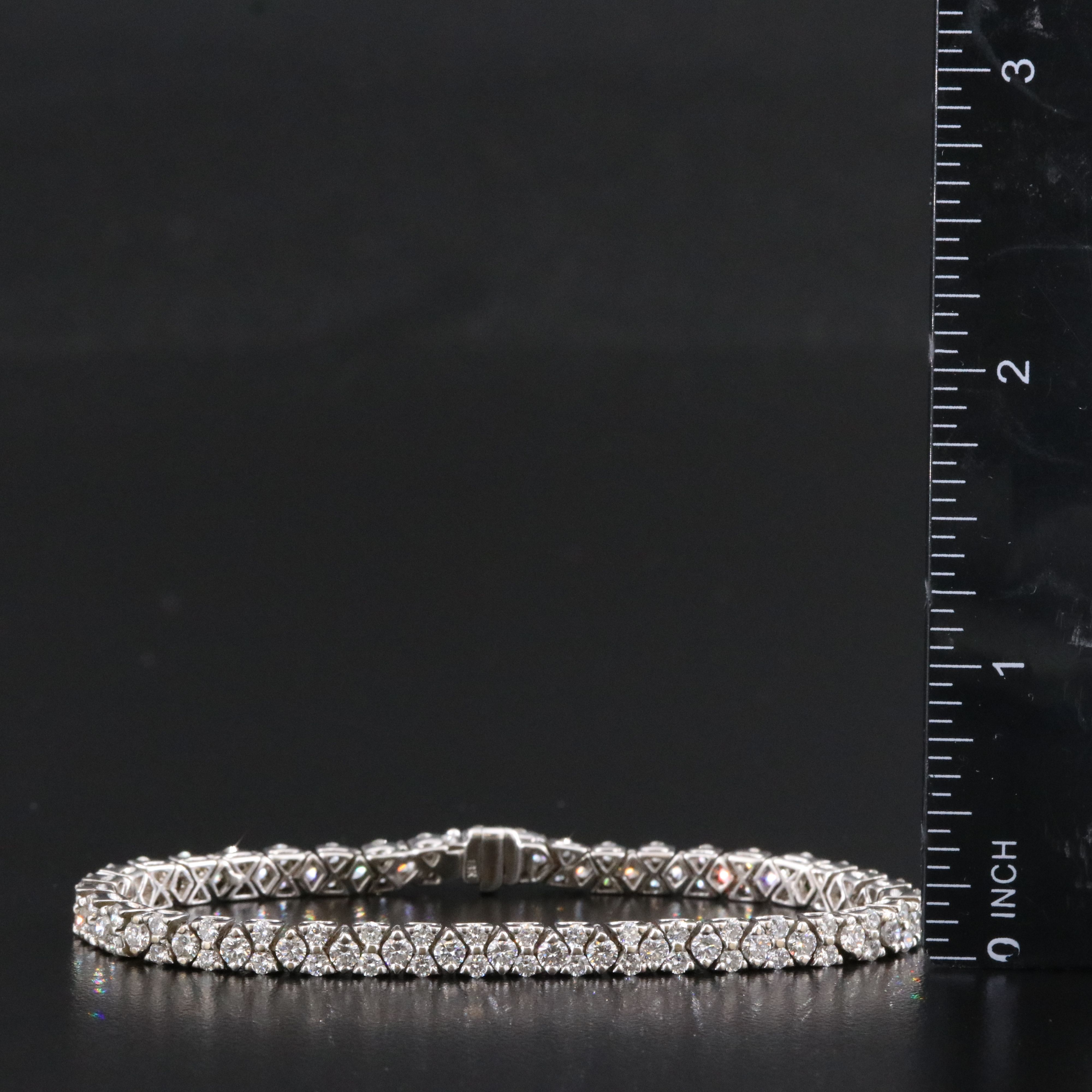 18K 5.30 CTW Diamond Bracelet