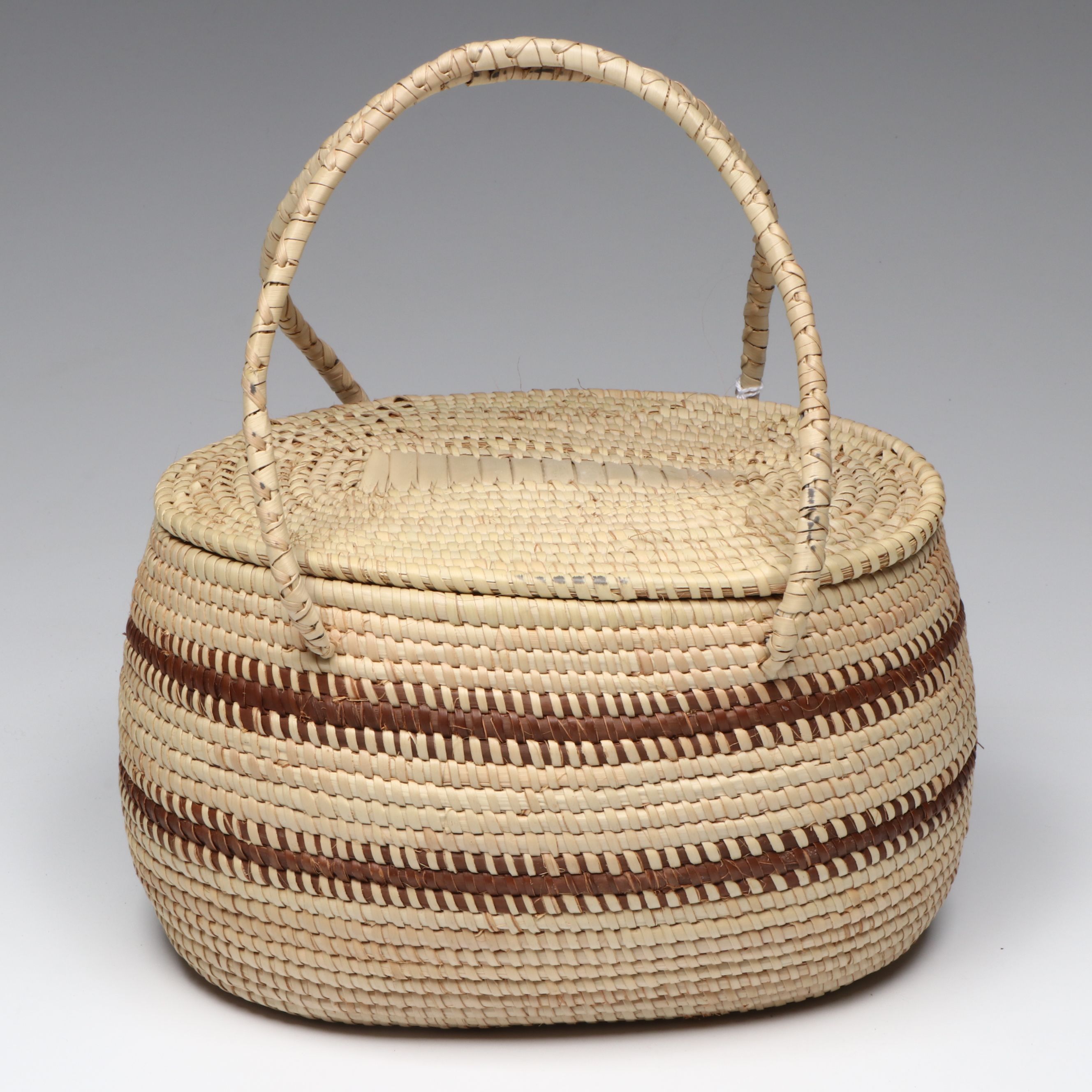 Northern Namibia Ovambo Peoples Woven Plant Fiber Purse and Lidded Basket
