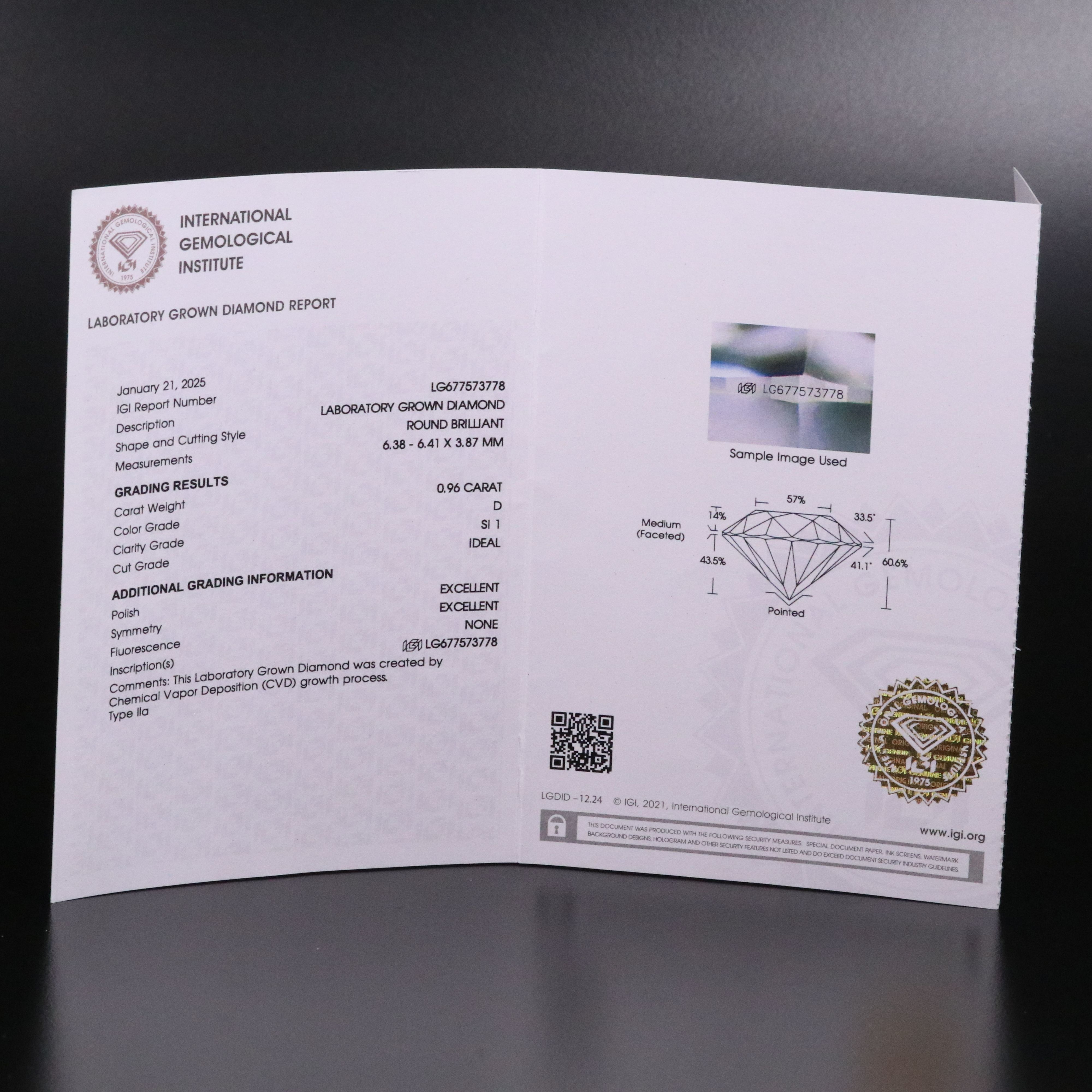 Loose 0.96 CT Lab Grown Diamond with IGI Report