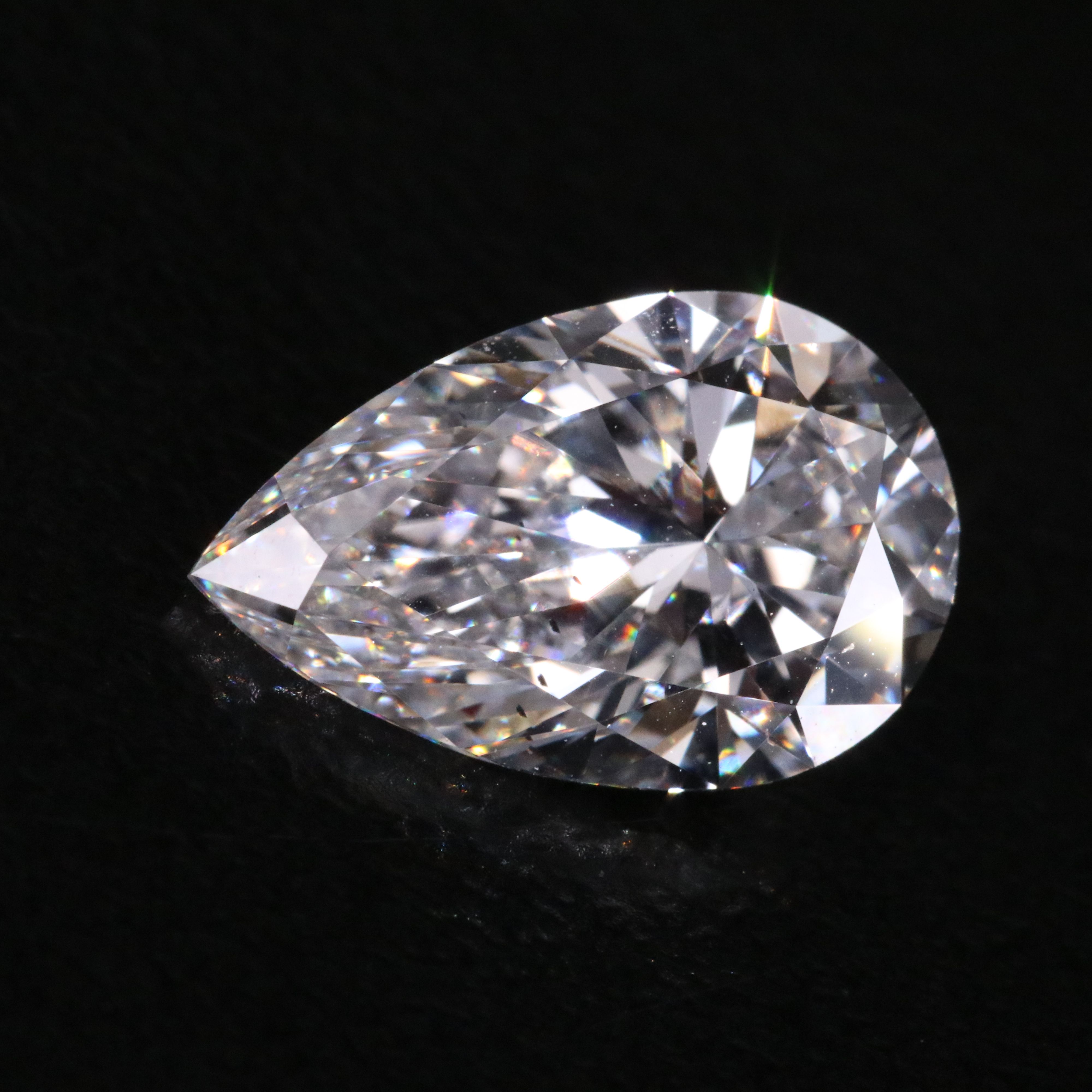 Loose 1.81 CT Lab Grown Diamond with IGI Reporto