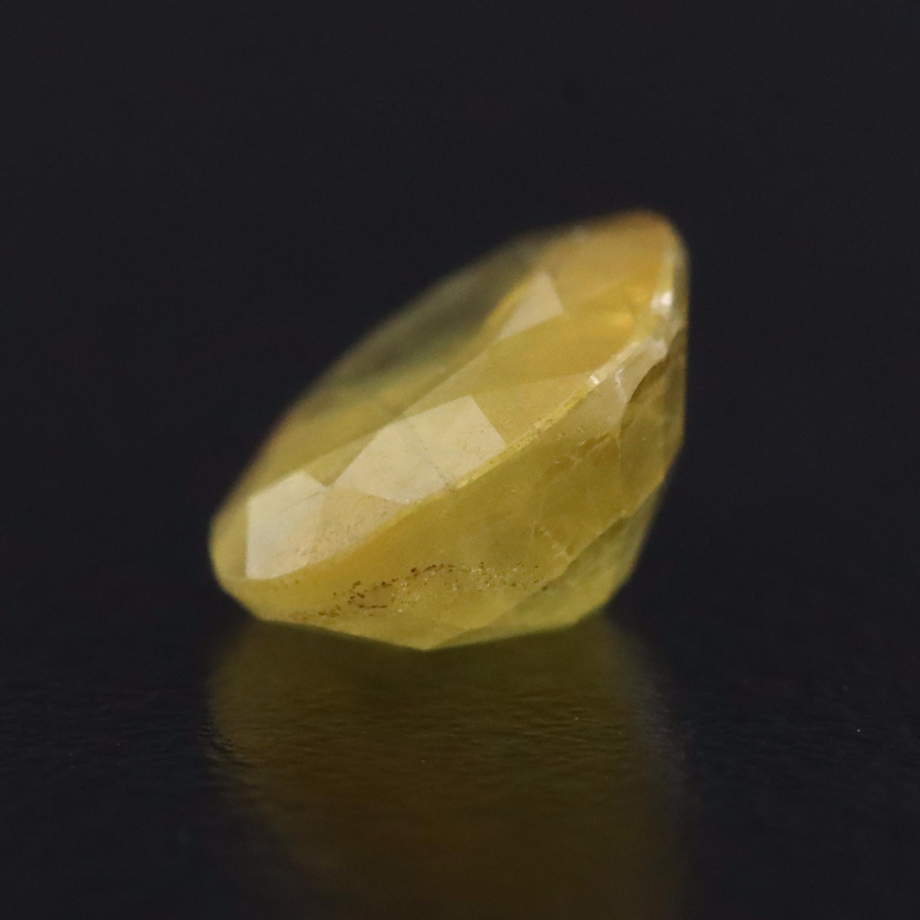 Loose 3.03 CT Yellow Sapphire