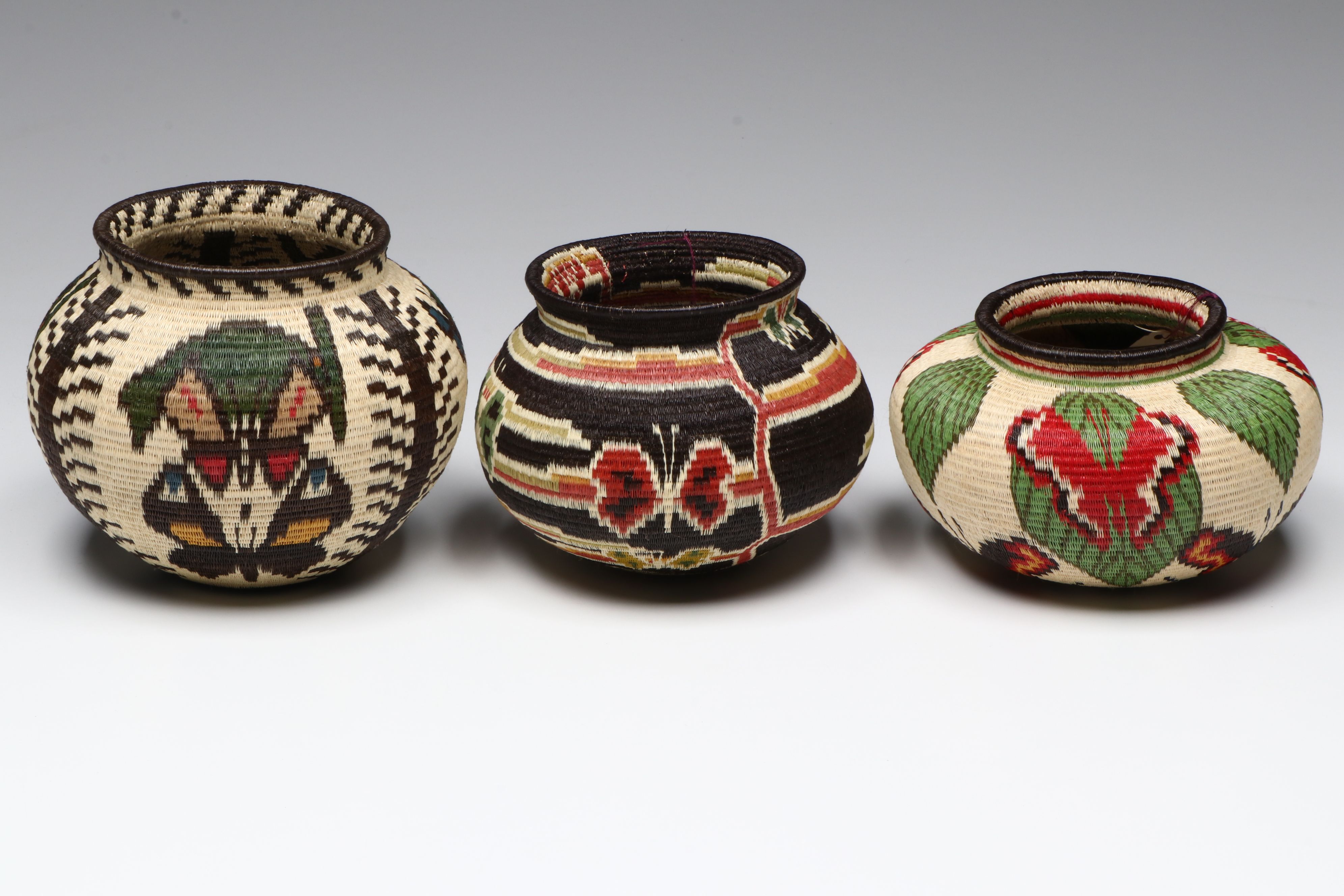 Panamanian Emberá-Wounaan Handwoven Chunga Fiber Baskets Depicting Butterflies