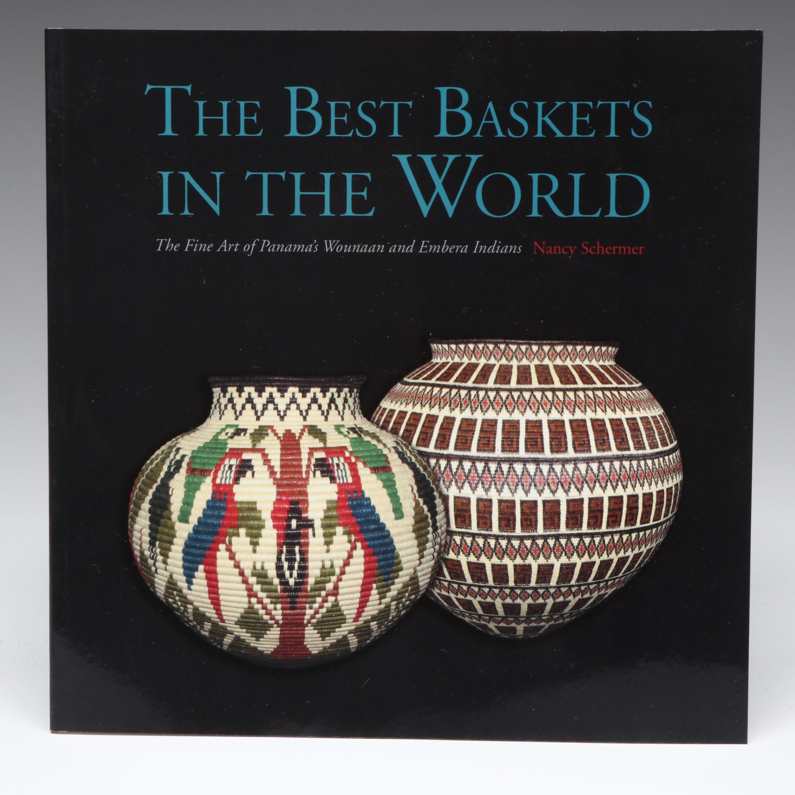 Panamanian Emberá-Wounaan Handwoven Chunga Fiber Baskets Depicting Butterflies