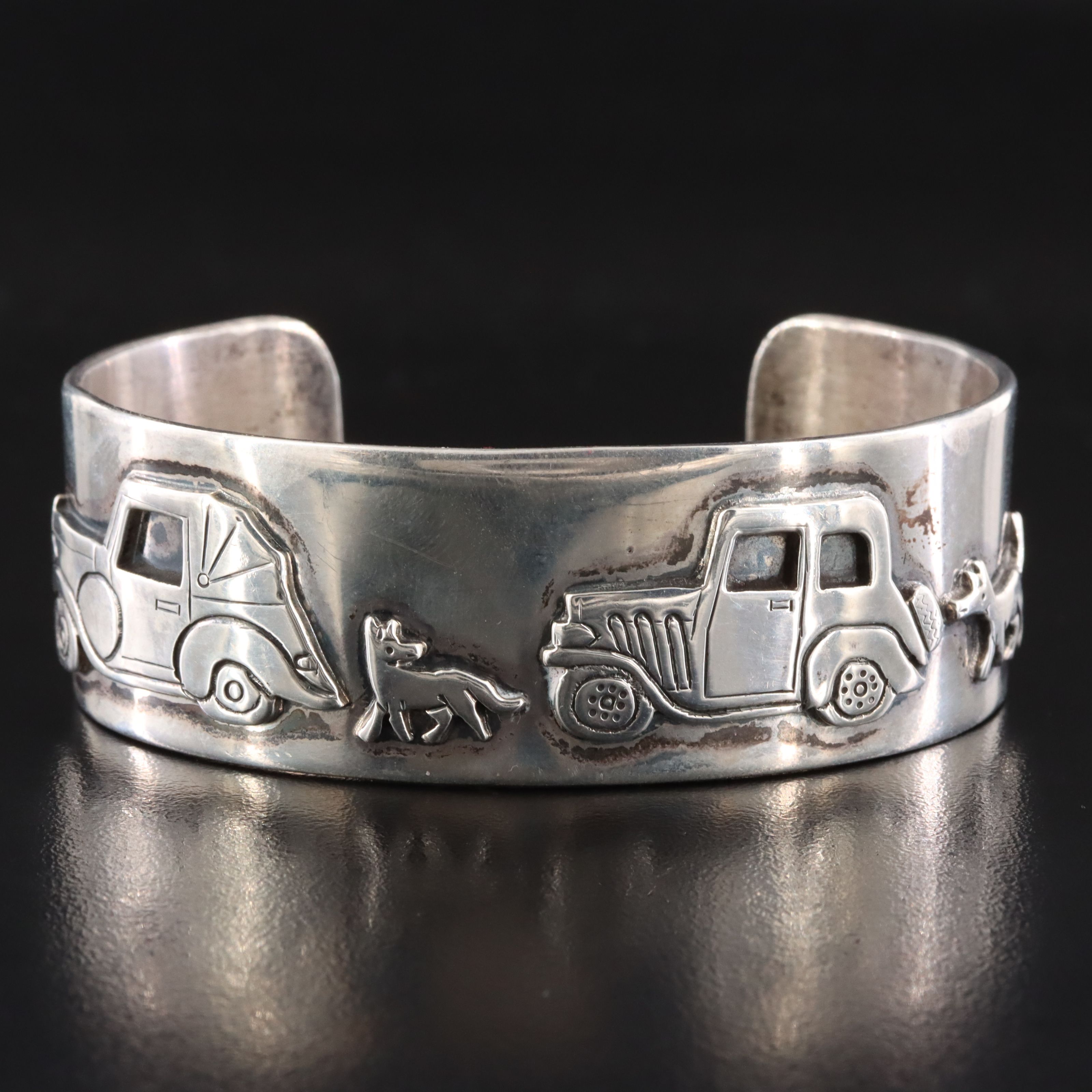 Clarence and Russell Lee Navajo Diné Sterling Story Teller Cuff