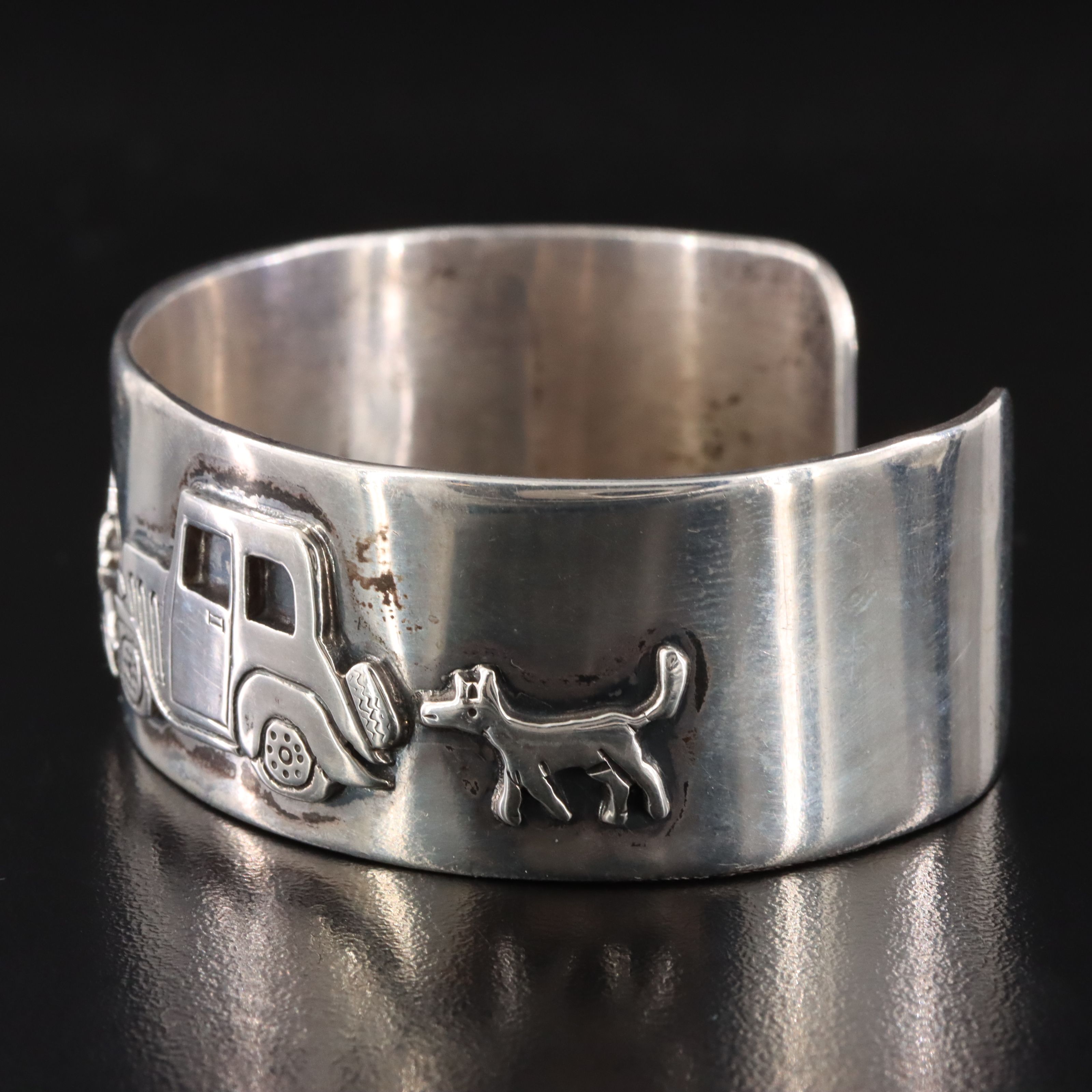 Clarence and Russell Lee Navajo Diné Sterling Story Teller Cuff