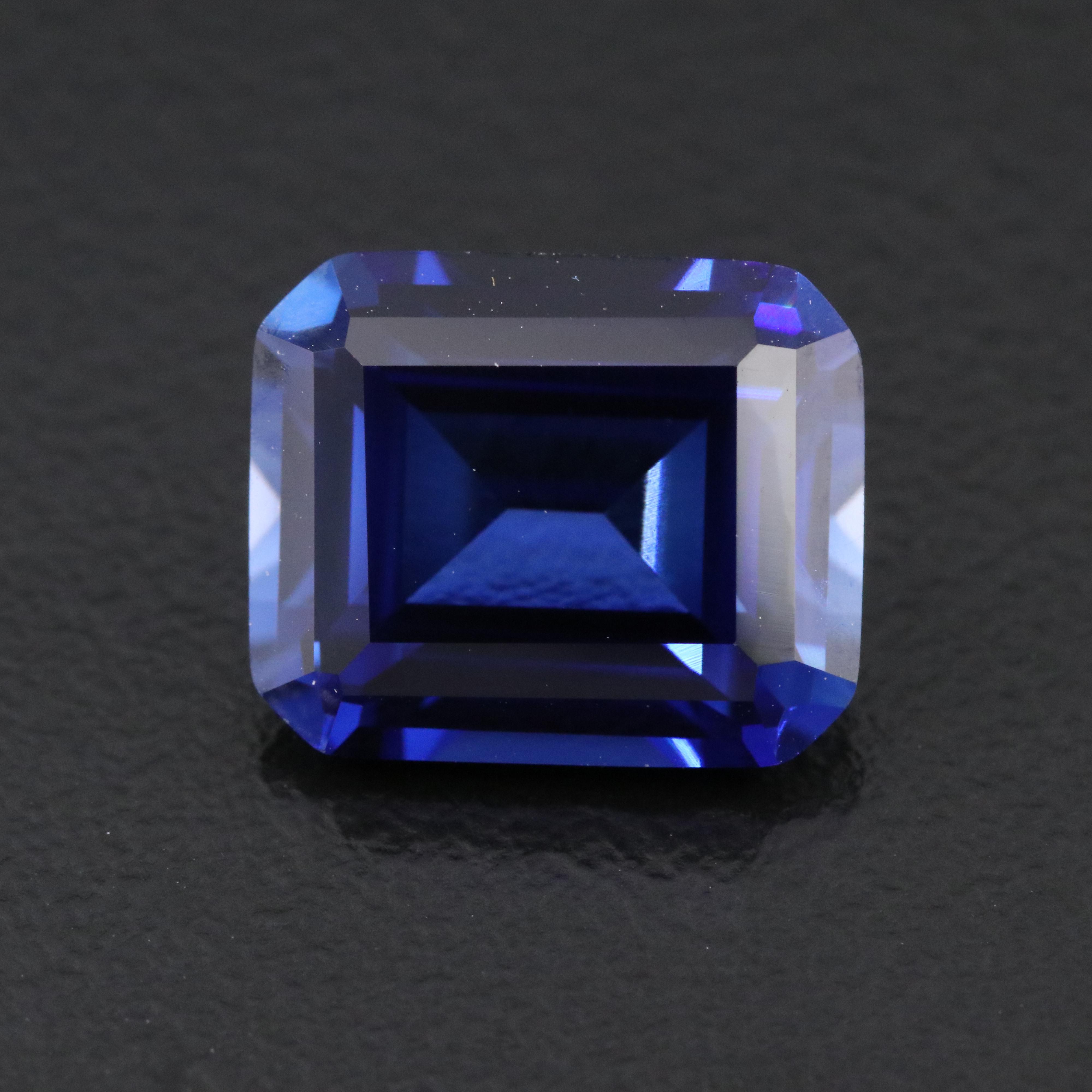 Loose 7.72 CT Lab Grown Sapphire