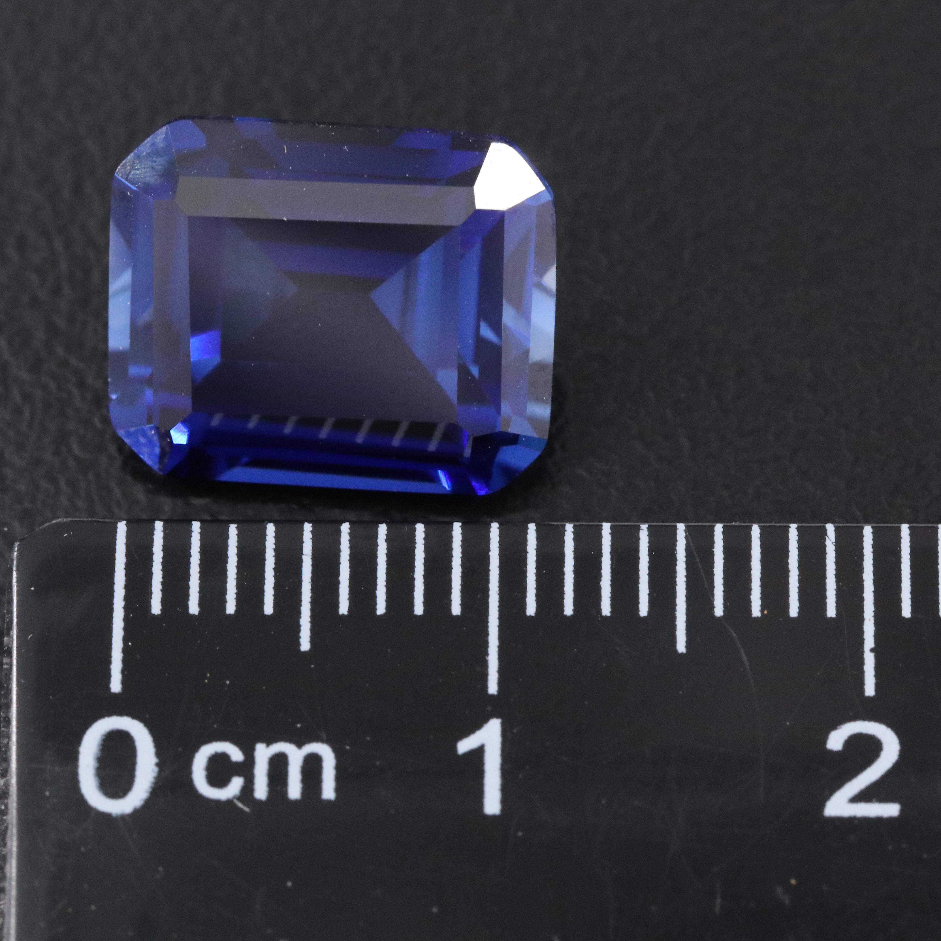 Loose 7.72 CT Lab Grown Sapphire