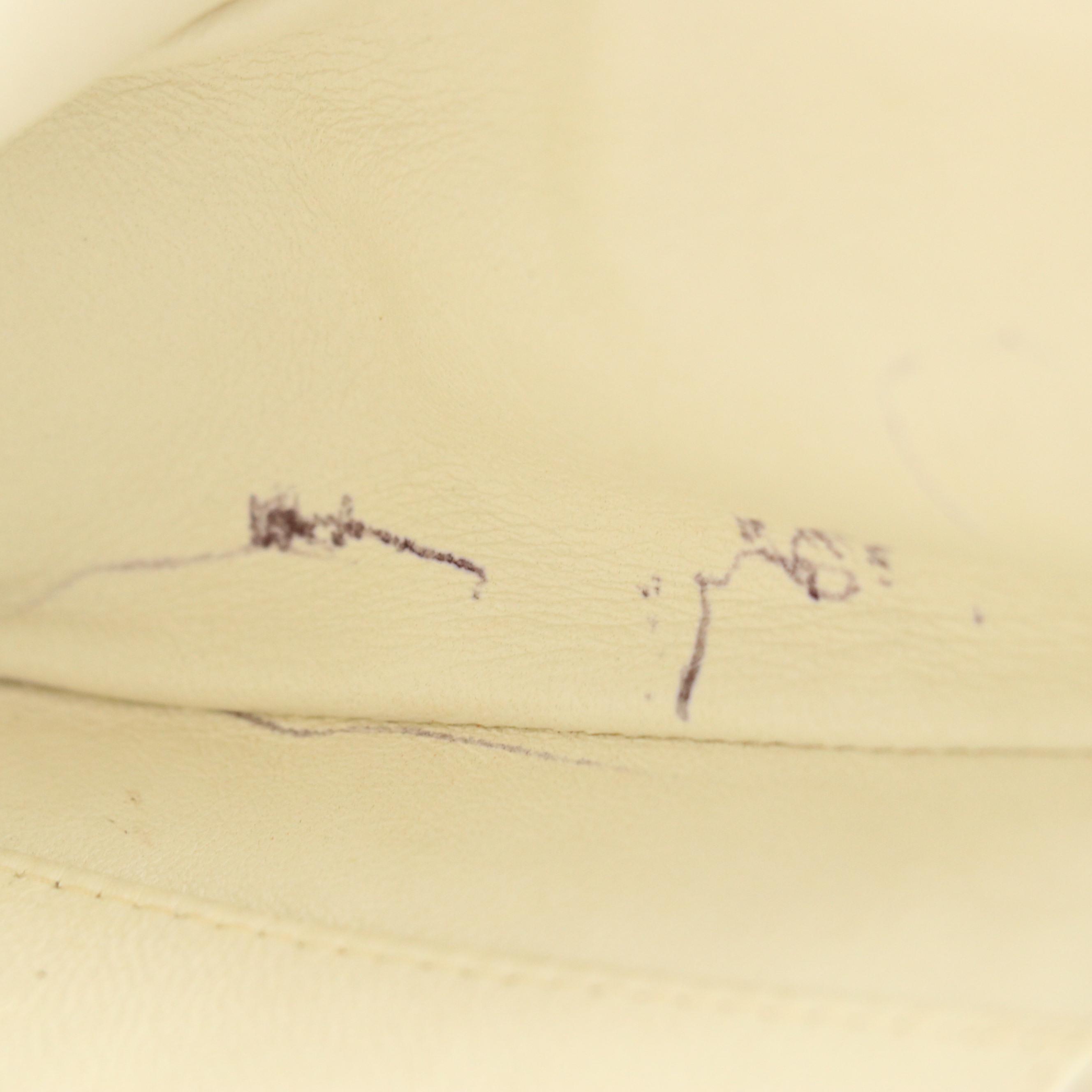 Chanel Single Flap Medium Shoulder Bag in White Quilted Lambskin Leather