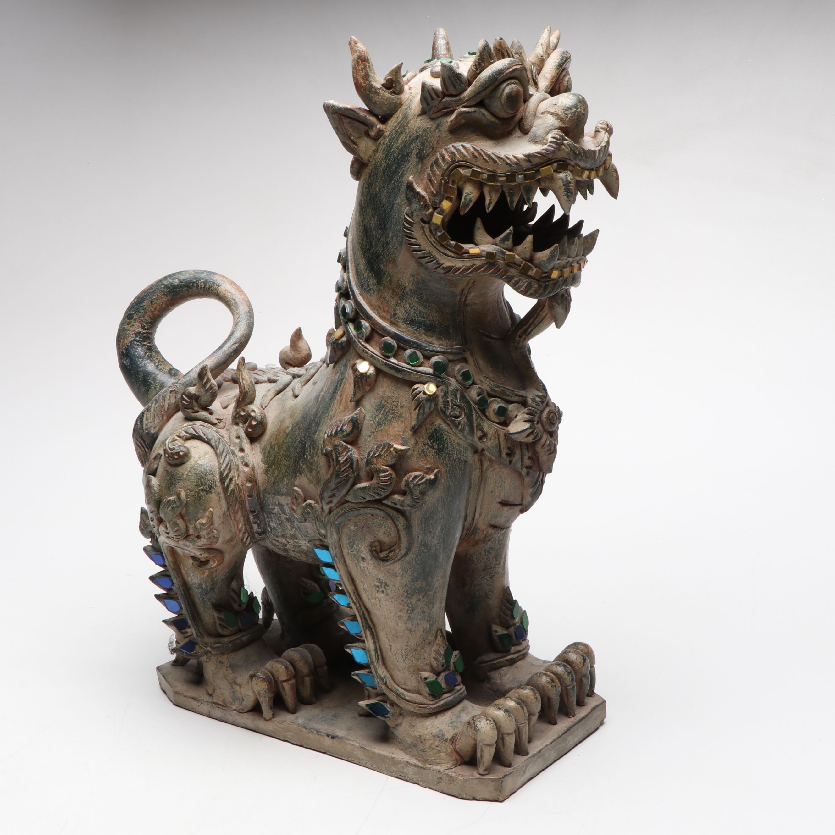 Chinese Guardian Lion Ceramic Statue