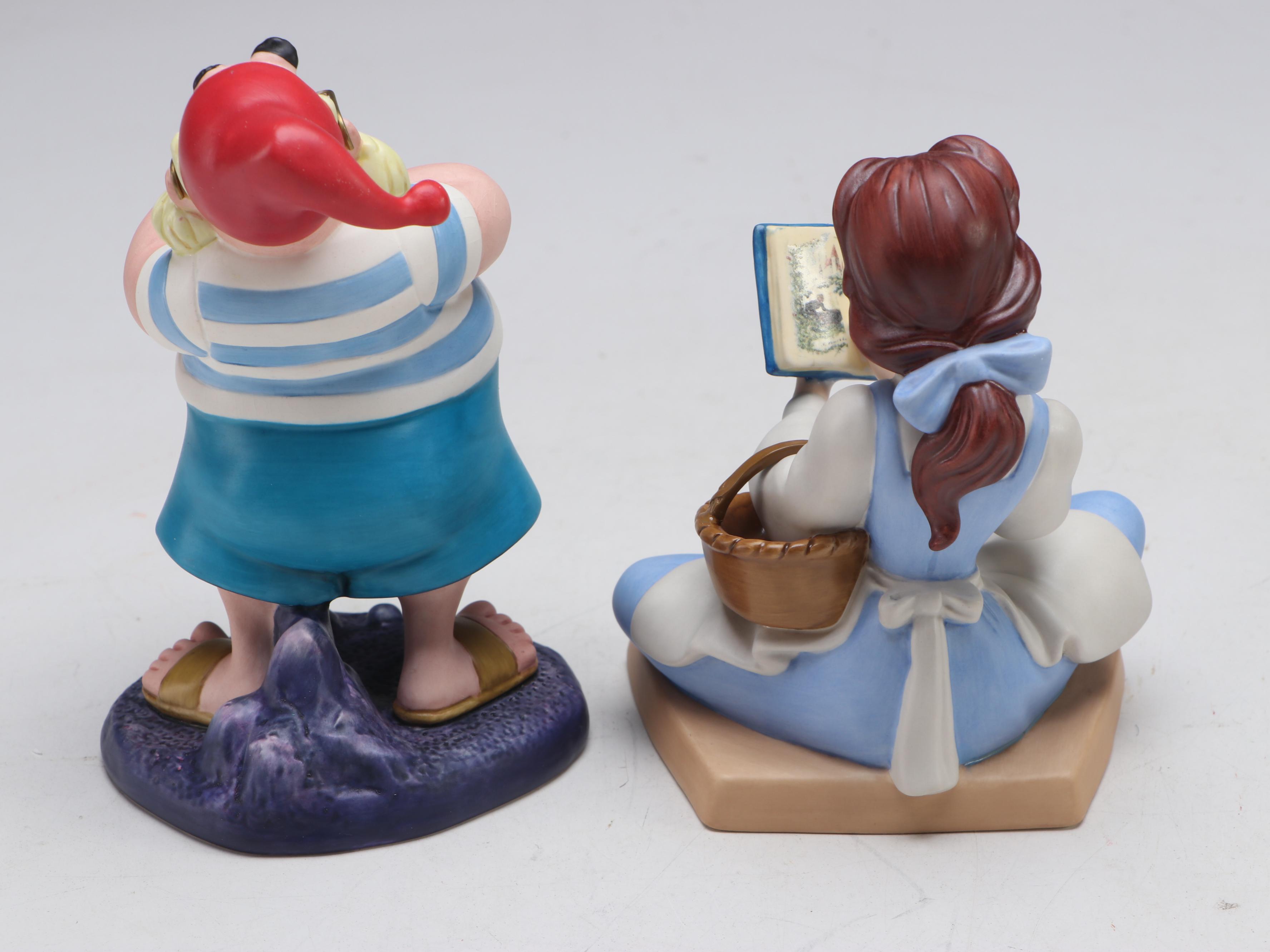 Walt Disney Collection "Bookish Beauty" Belle with Other Figures and Music Box