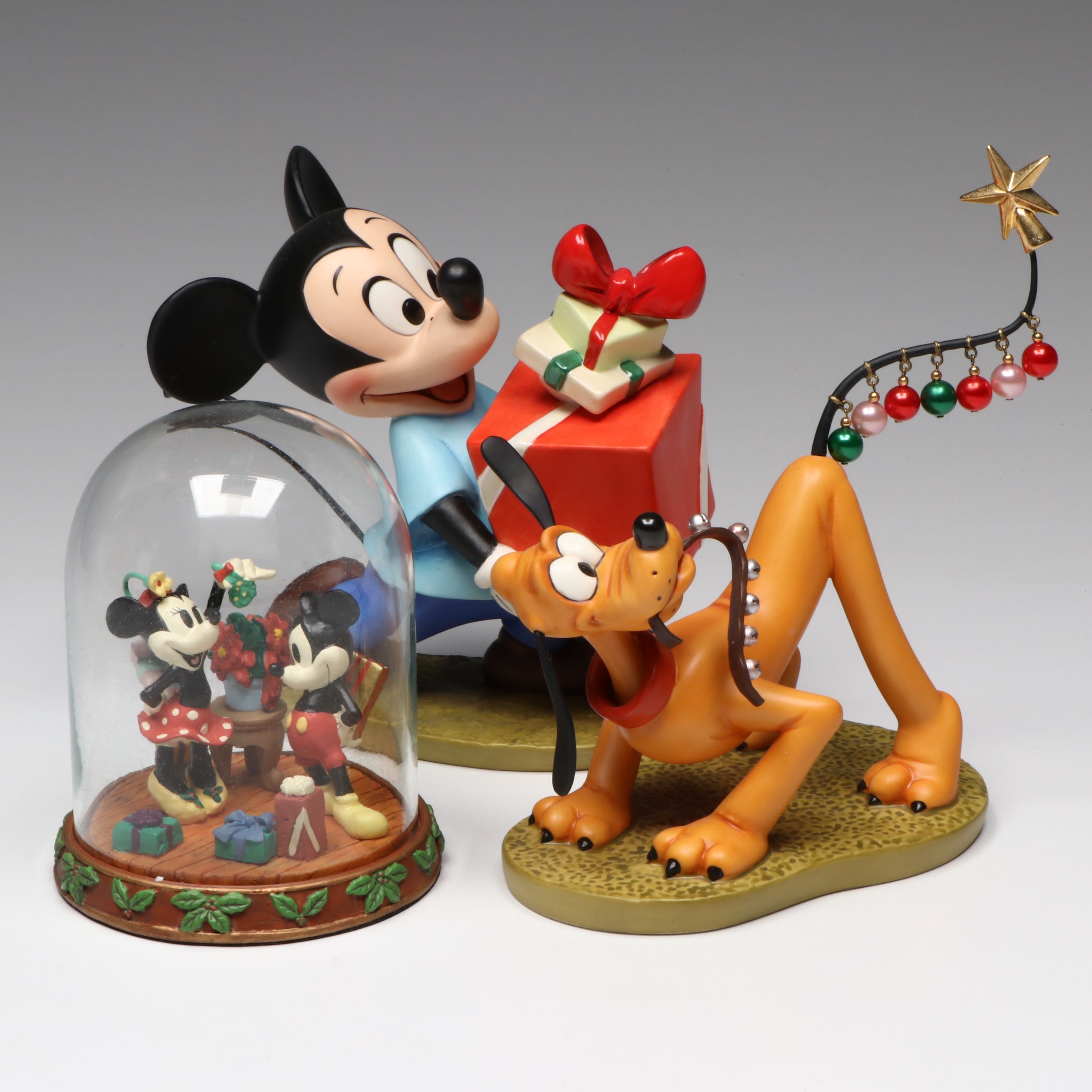 Mickey & Minnie Bell Jar with Walt Disney Classic Collections Figurines