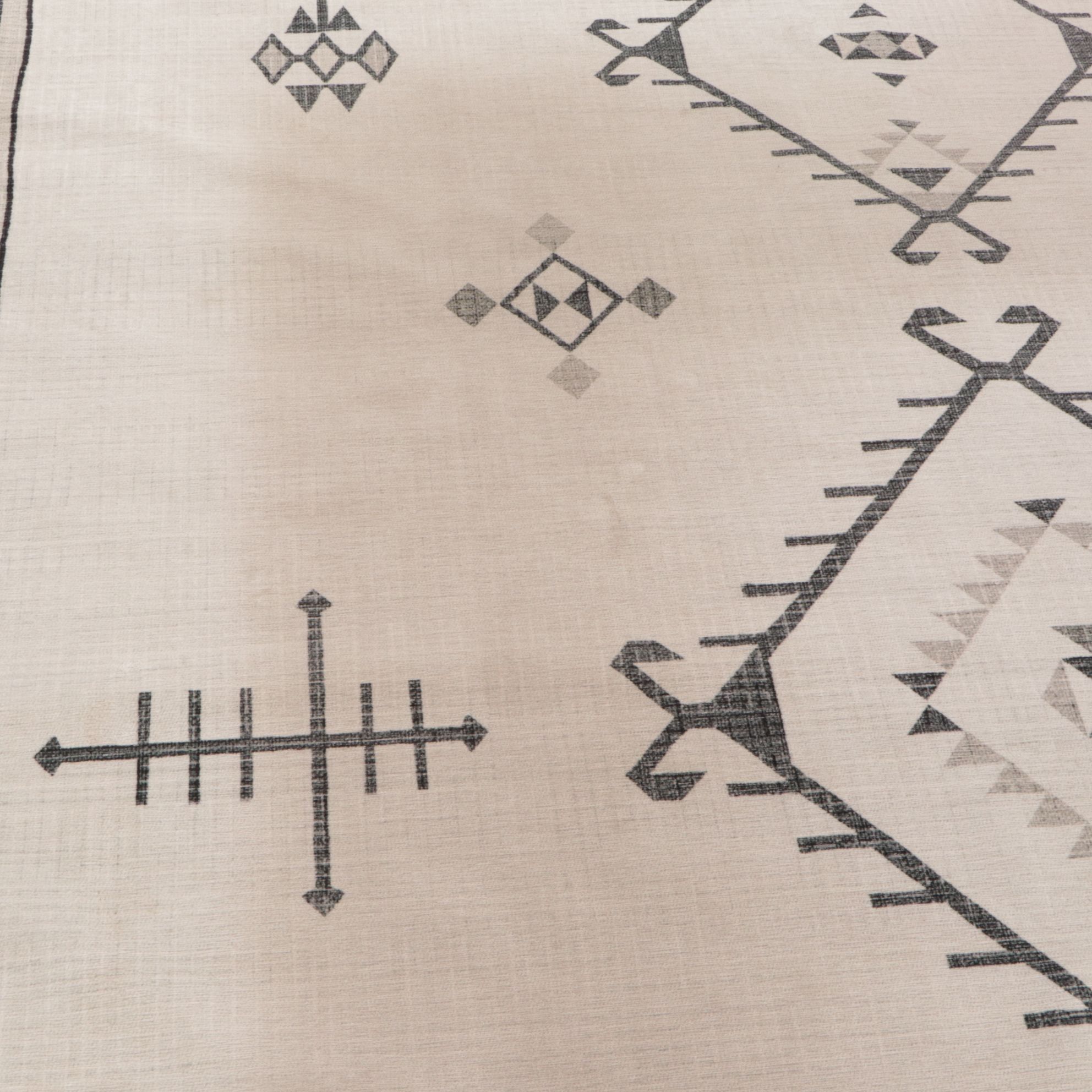 6'1 x 9' Machine Made Ruggable Contemporary Area Rug