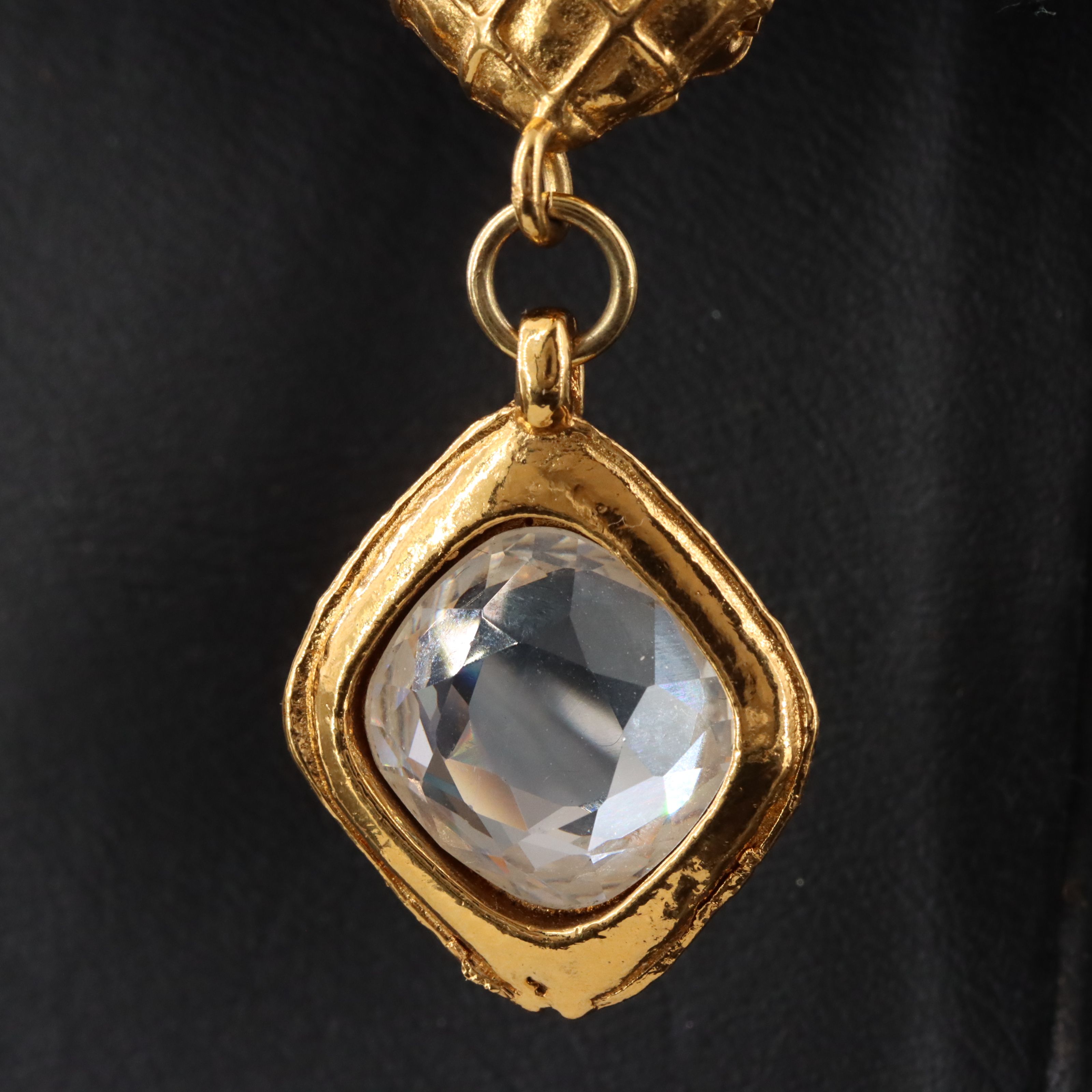 Chanel Strass Crystal Drop Clip Earrings Vintage