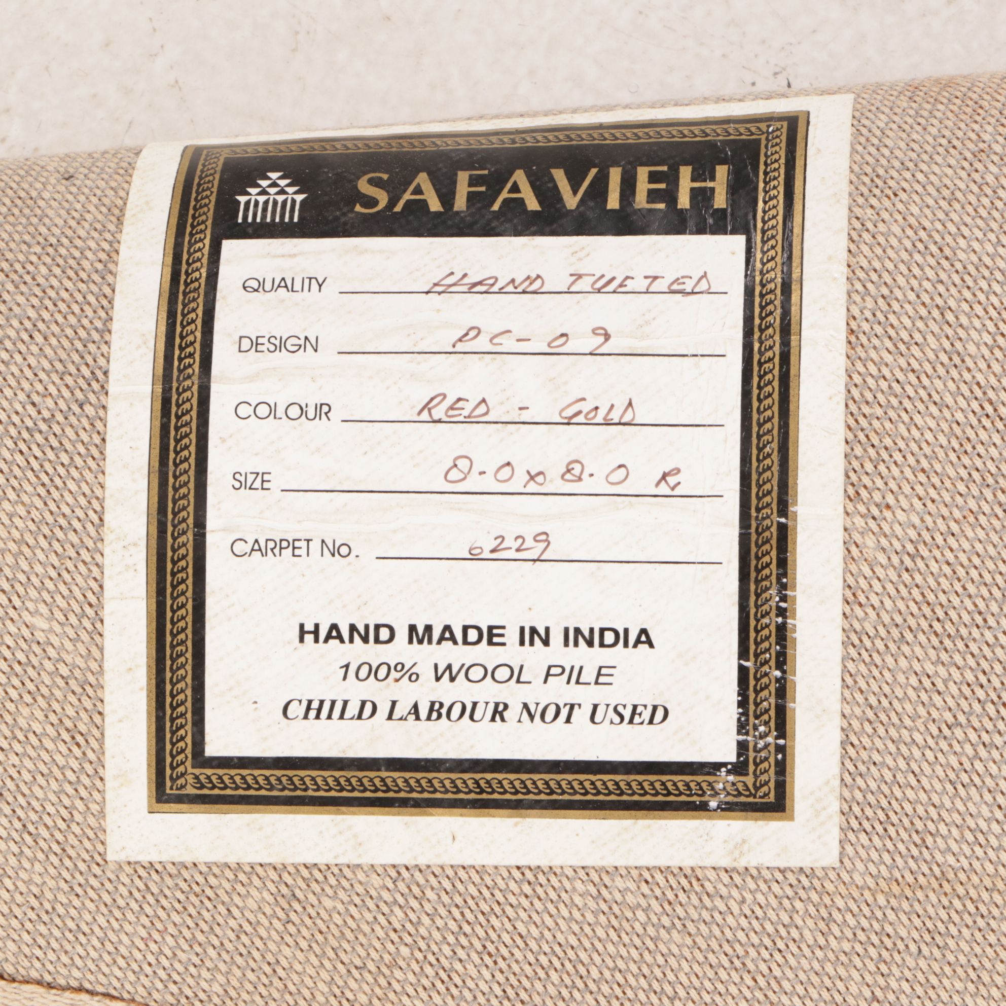 8' Round Hand-Tufted Safavieh Indian Area Rug