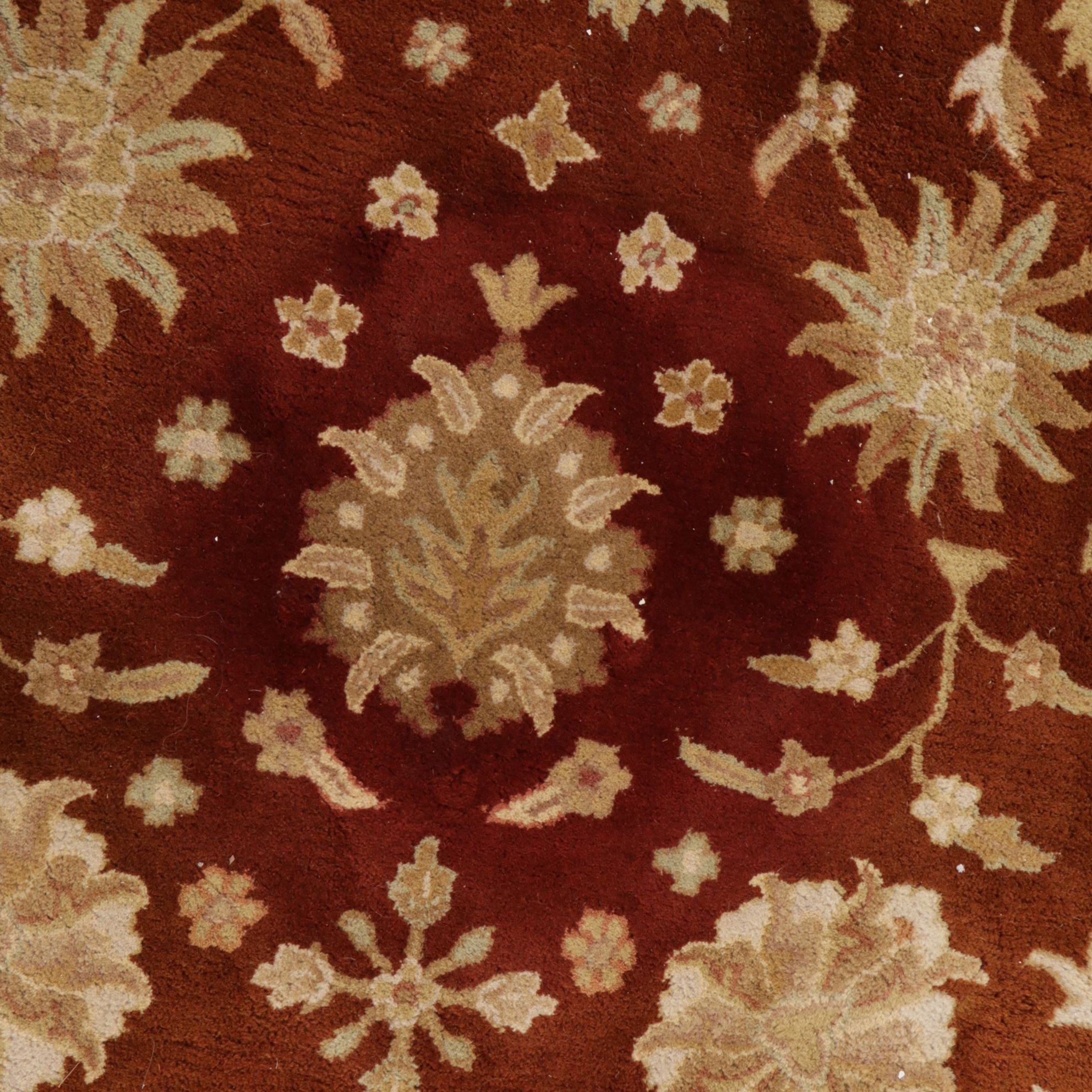 8' Round Hand-Tufted Safavieh Indian Area Rug