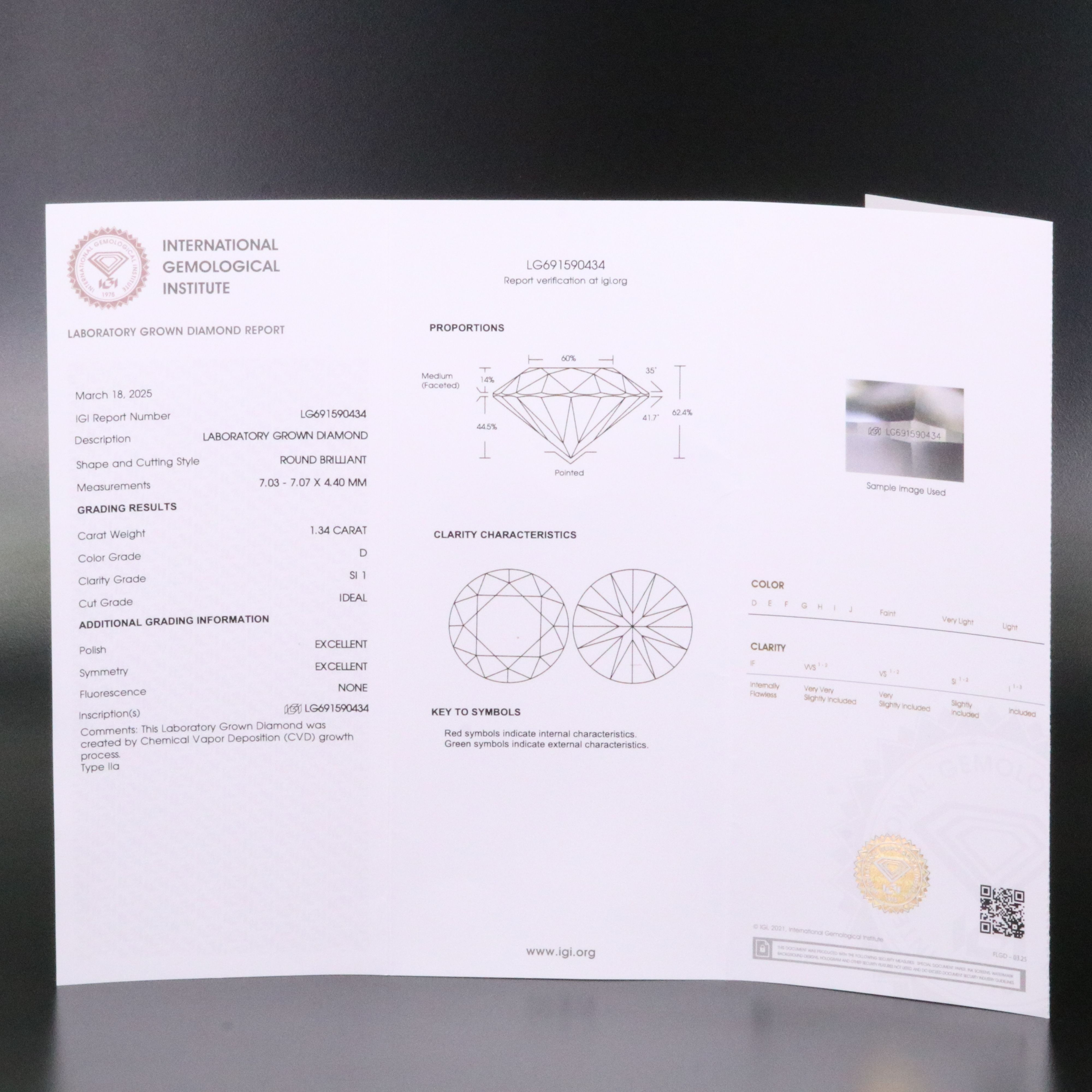 Loose 1.34 CT Lab Grown Diamond with IGI Report