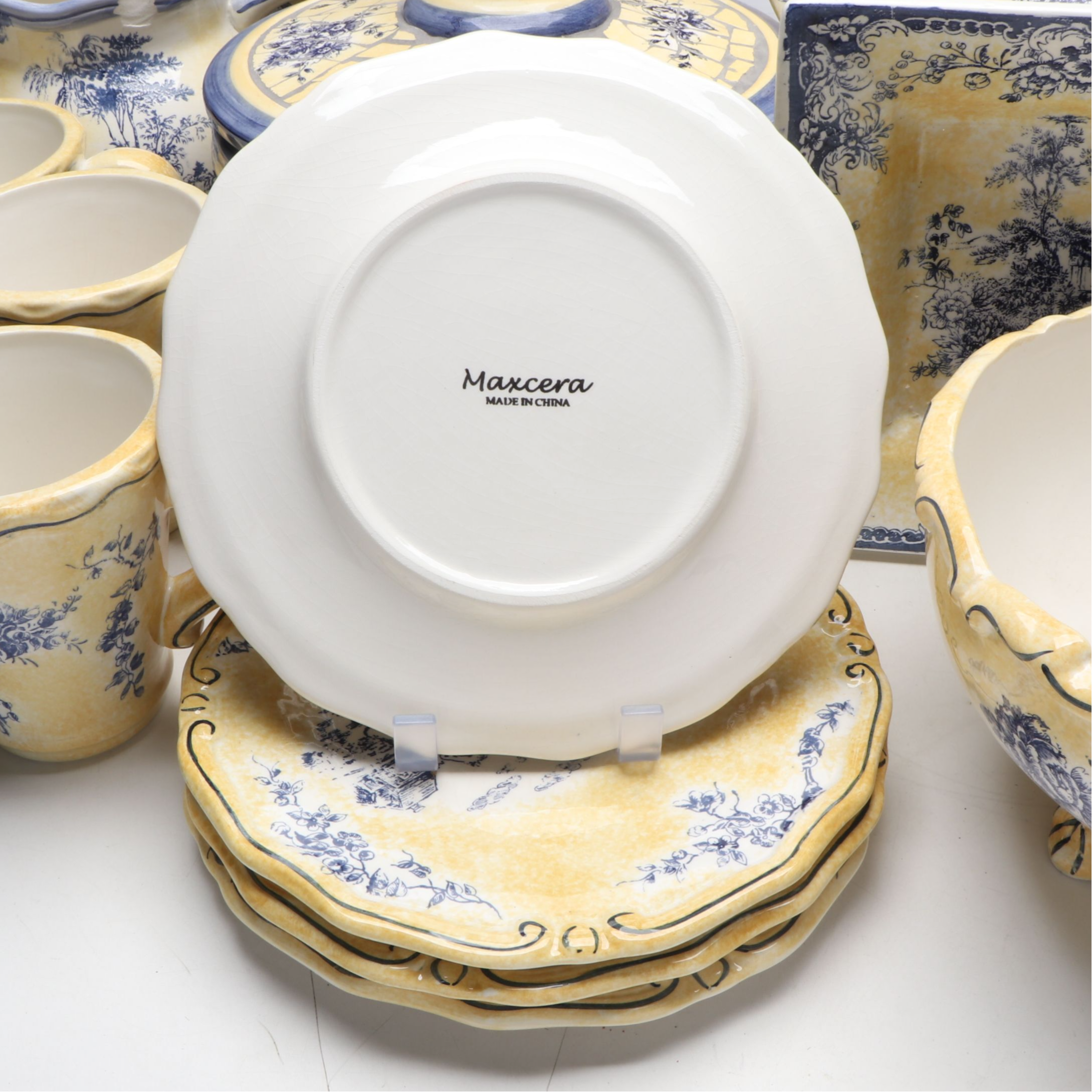 Maxcera Ceramic Decorative Serveware