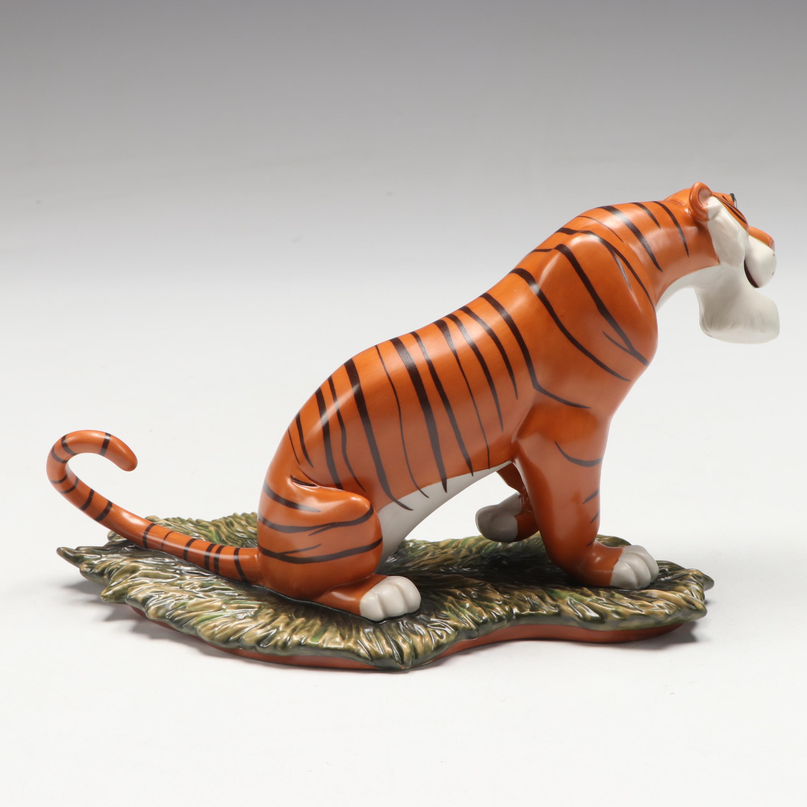 Walt Disney Classics Collection "Everyone Runs From Shere Khan" and More Figures