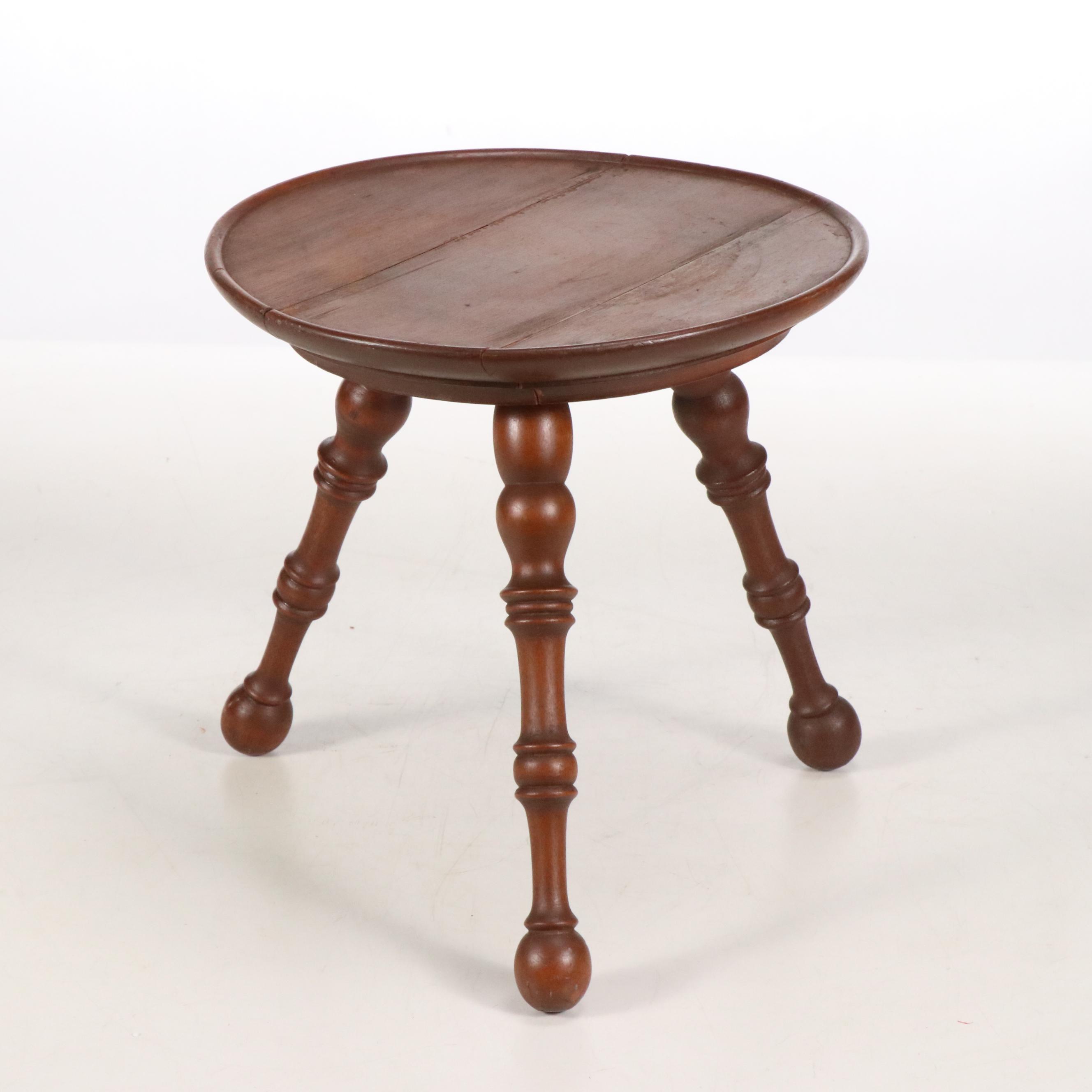 Bobbin Turned Wooden Plant Stand