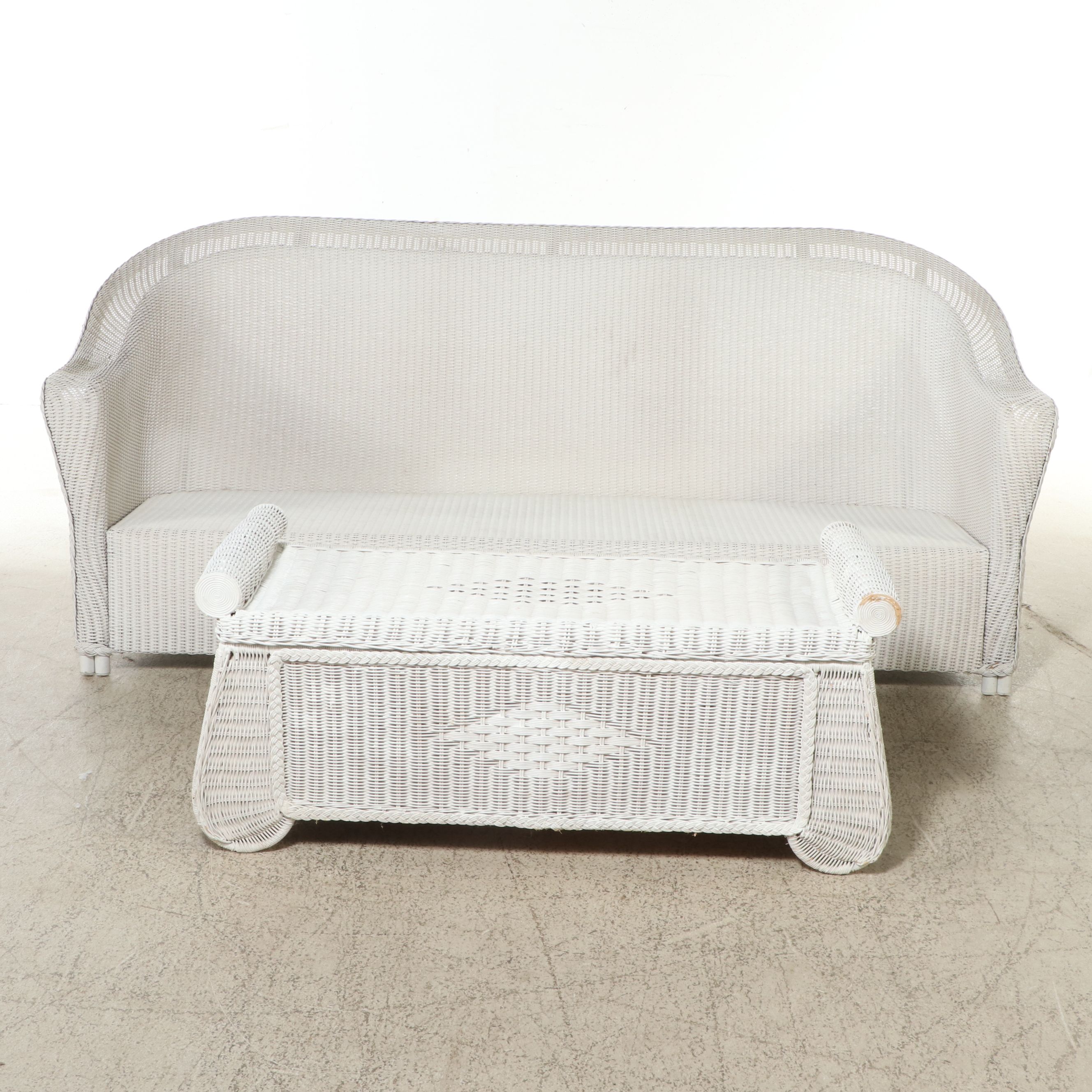 Lloyd Loom White-Painted Wicker Patio Sofa with Coffee Table, Late 20th Century