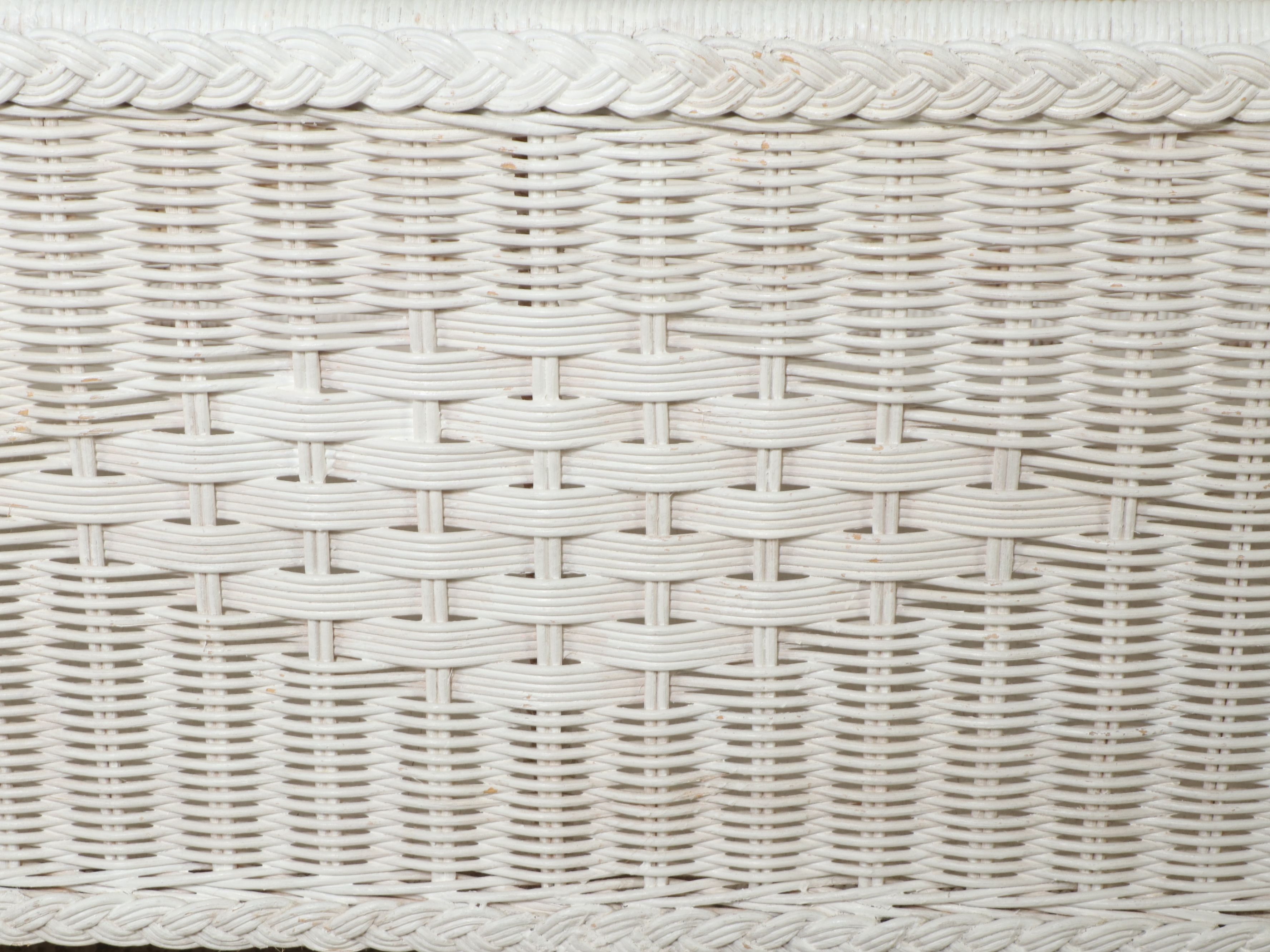 Lloyd Loom White-Painted Wicker Patio Sofa with Coffee Table, Late 20th Century