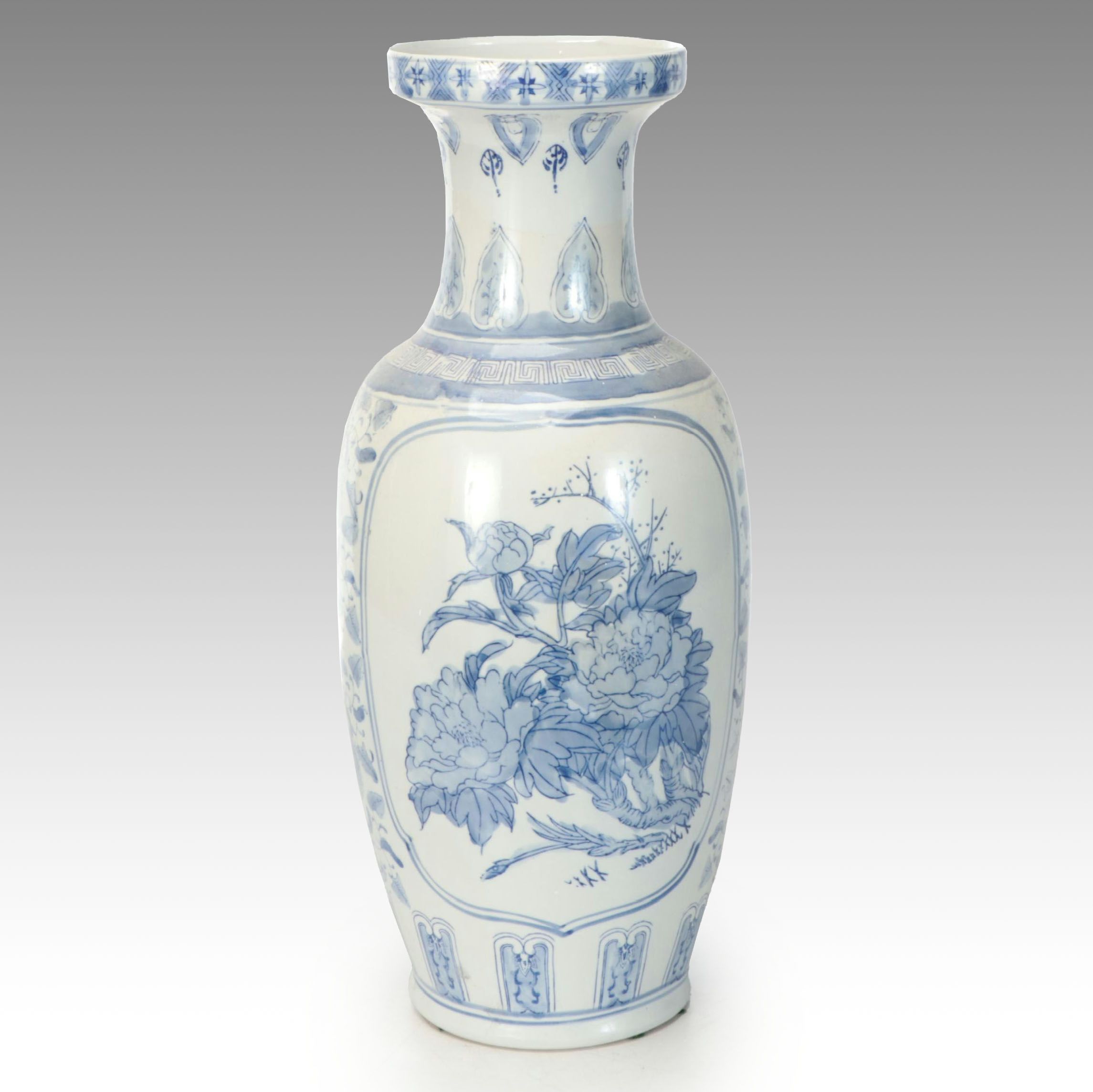 Chinese Blue and White Porcelain Vase