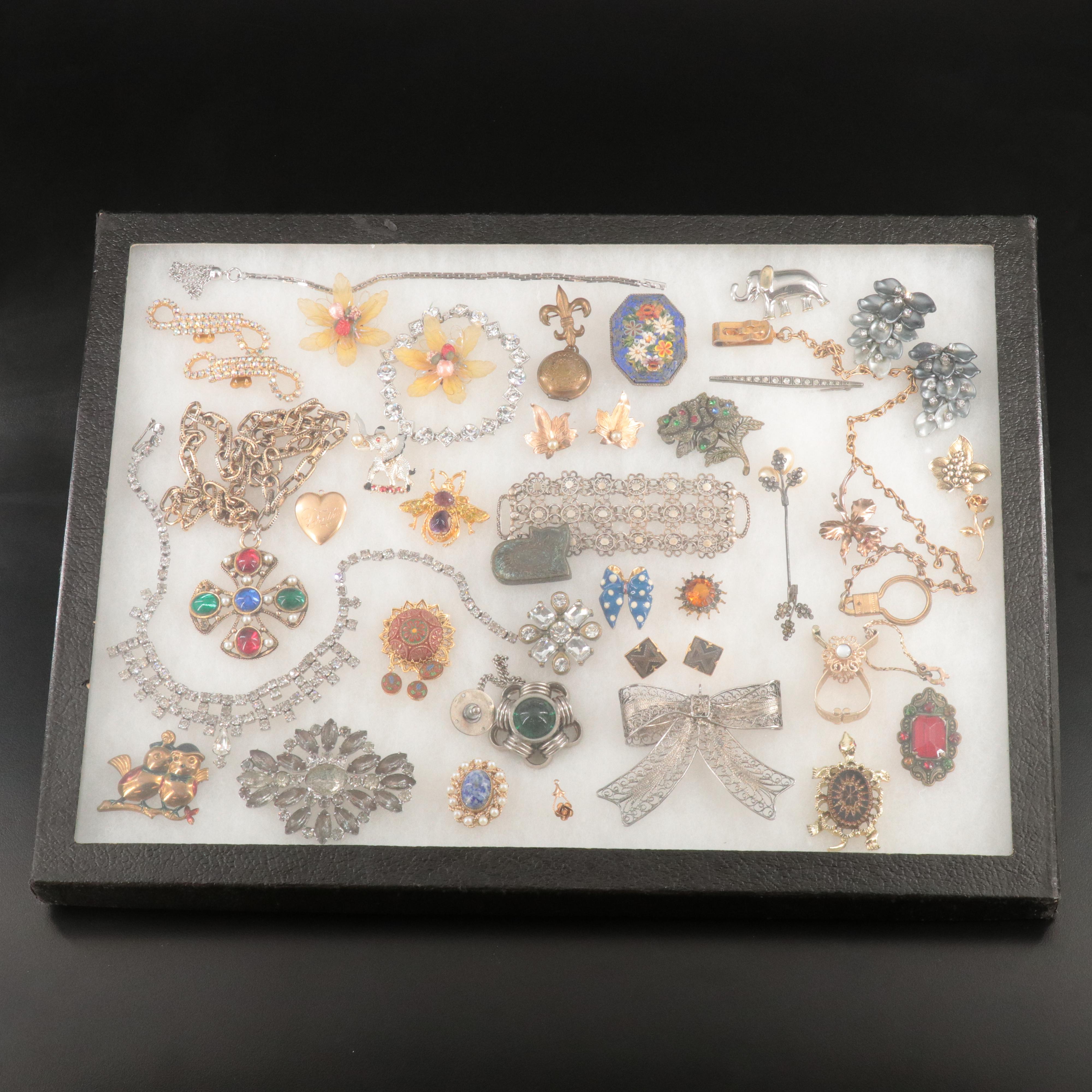 Uncommon Discoveries: Jewelry Collection