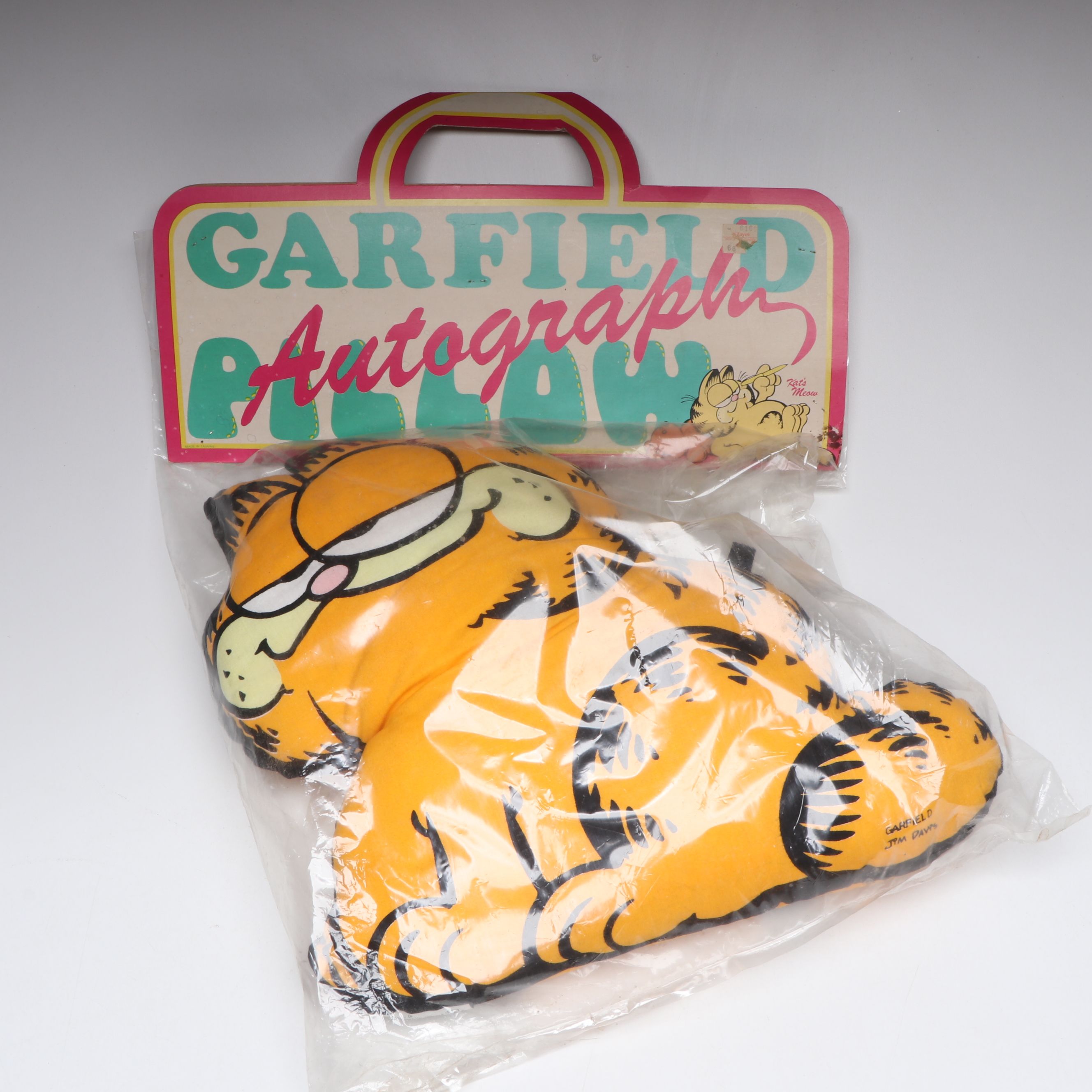 Garfield Autograph Pillow and Stuffed Toys, 1978