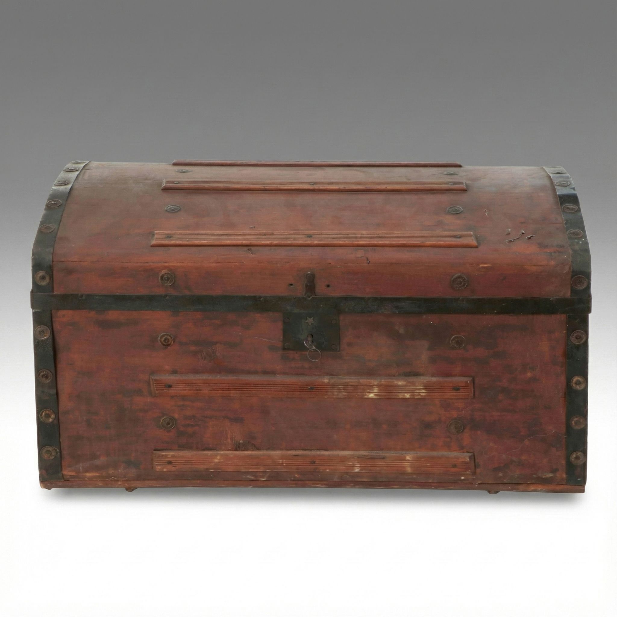Victorian Wood and Iron Domed Stagecoach Trunk, 19th Century