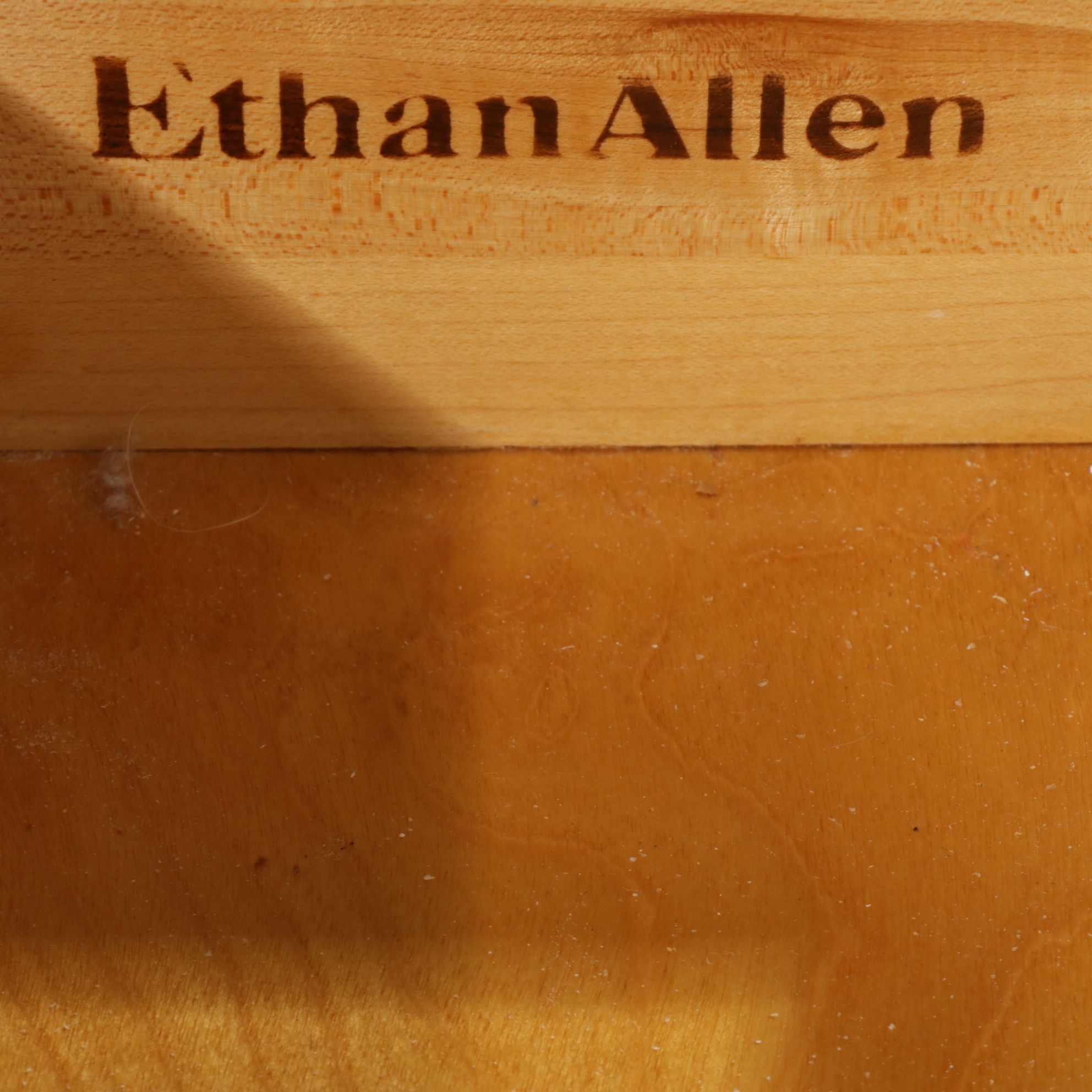 Ethan Allen "Georgian Court" Queen Anne Style Cherry Lowboy Chest