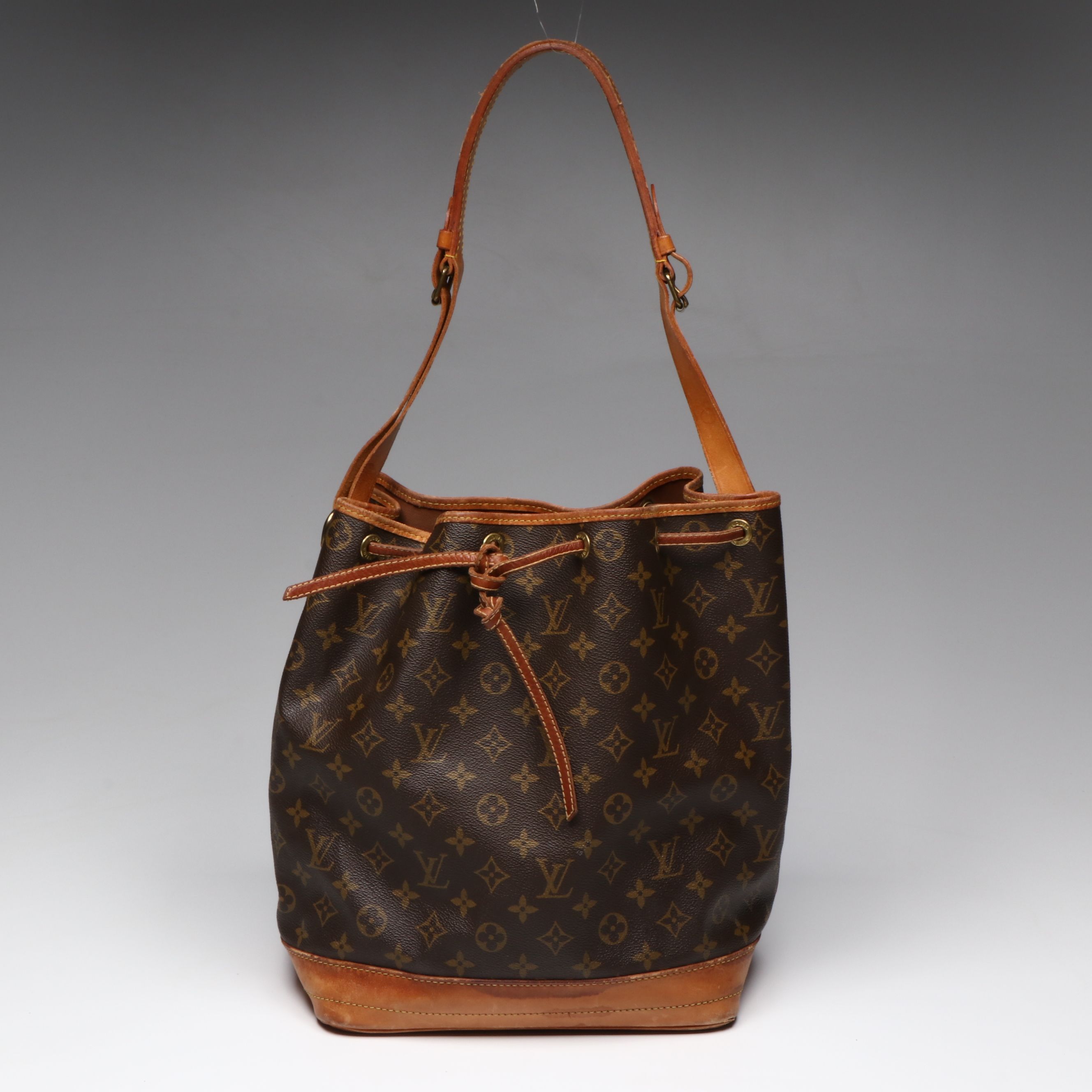 Vintage Louis Vuitton Noé Bag in Monogram Canvas and Vachetta Leather, 1980s