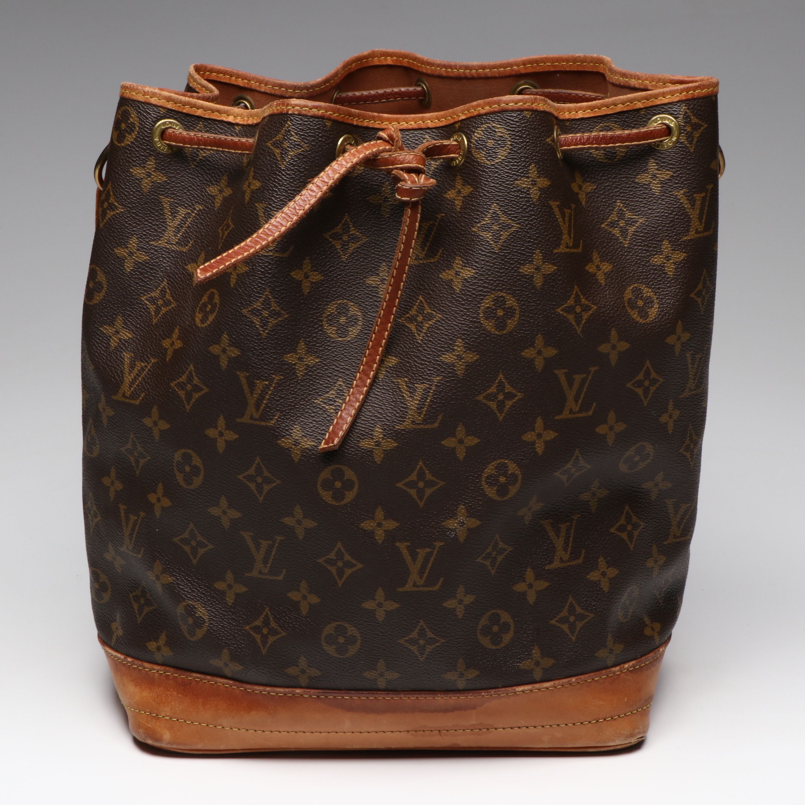 Vintage Louis Vuitton Noé Bag in Monogram Canvas and Vachetta Leather, 1980s