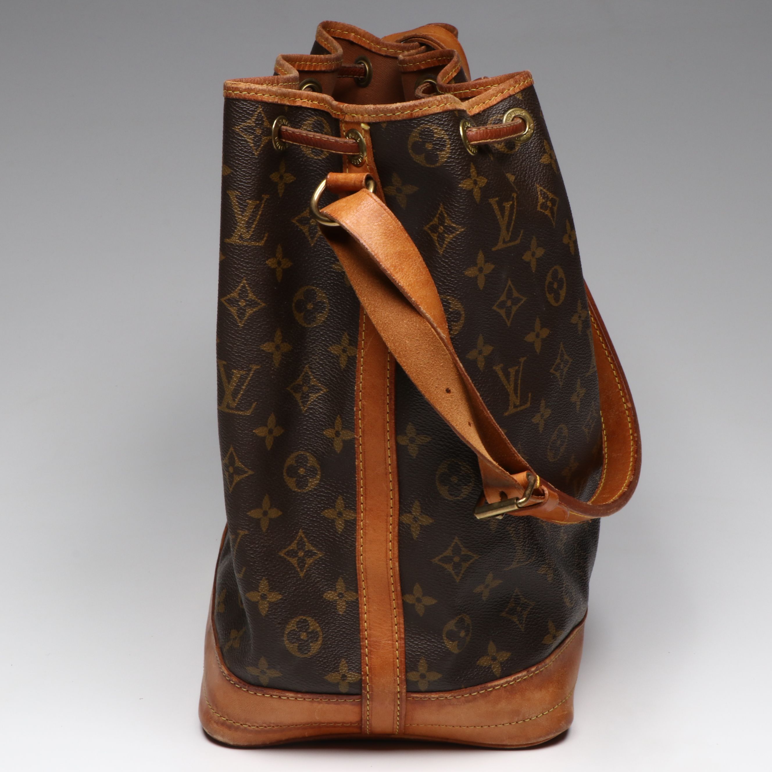 Vintage Louis Vuitton Noé Bag in Monogram Canvas and Vachetta Leather, 1980s