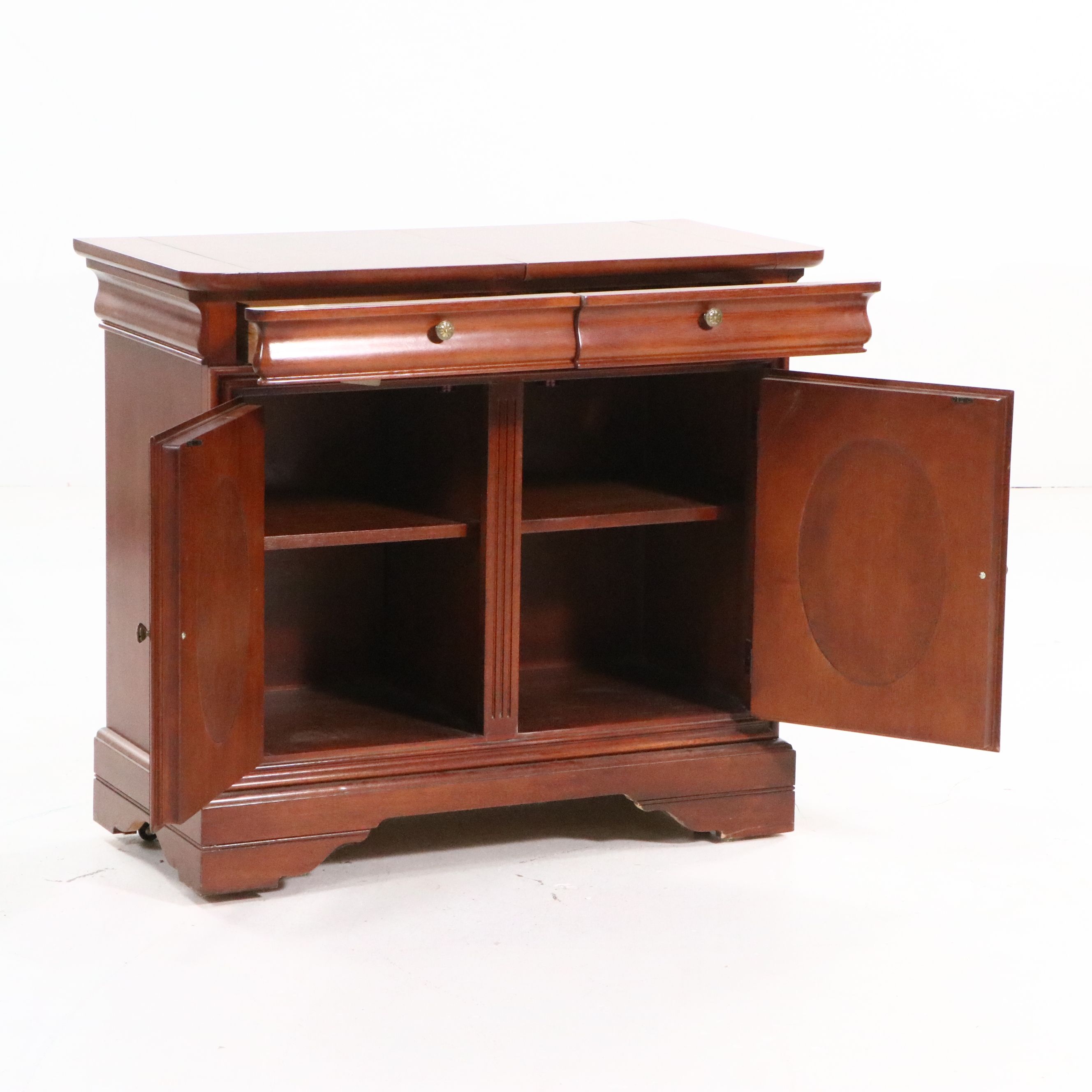 Lexington Georgian Style Cherry Buffet Server, Late 20th Century