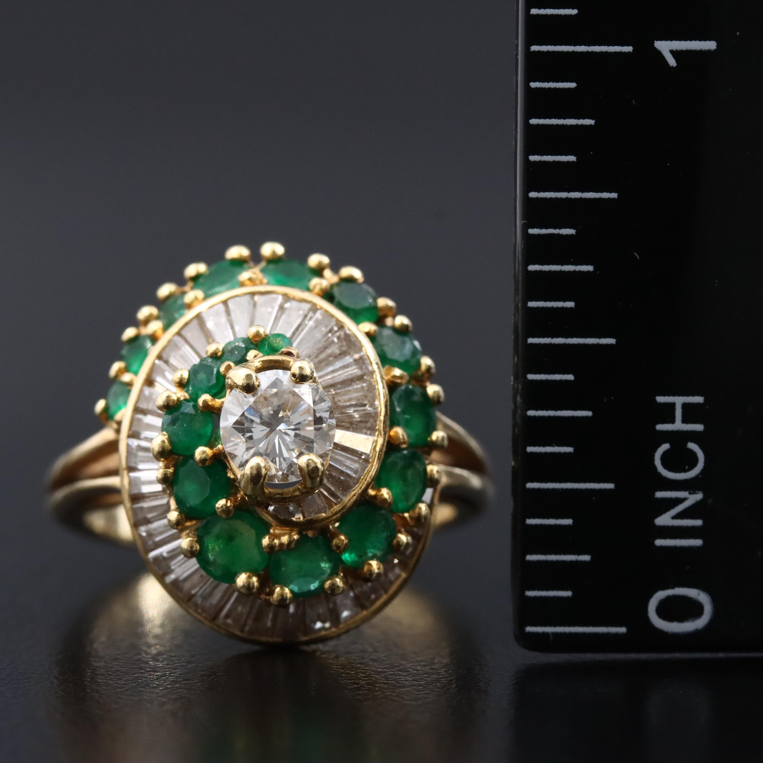 18K 1.23 CTW Diamond and Emerald Swirl Ring
