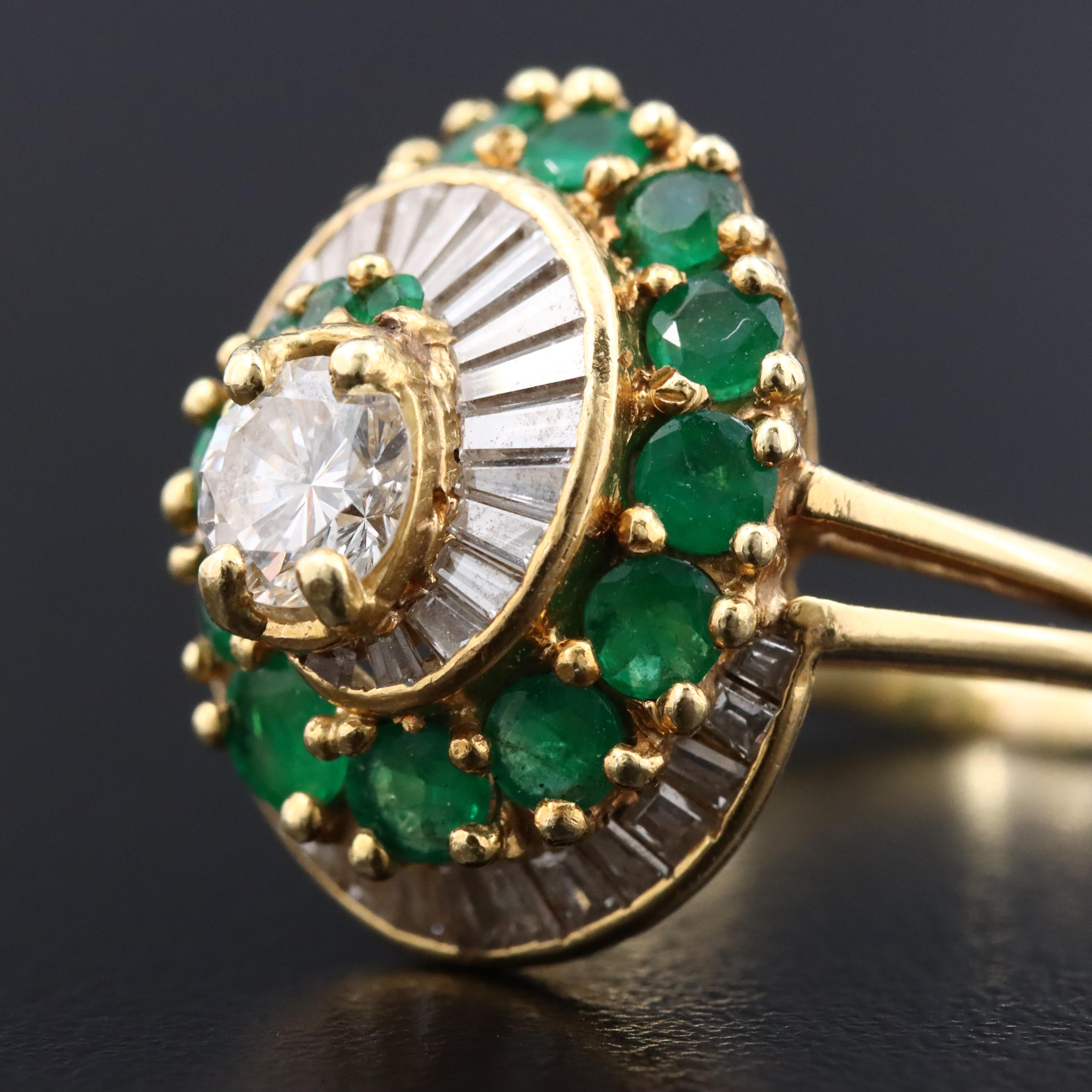 18K 1.23 CTW Diamond and Emerald Swirl Ring