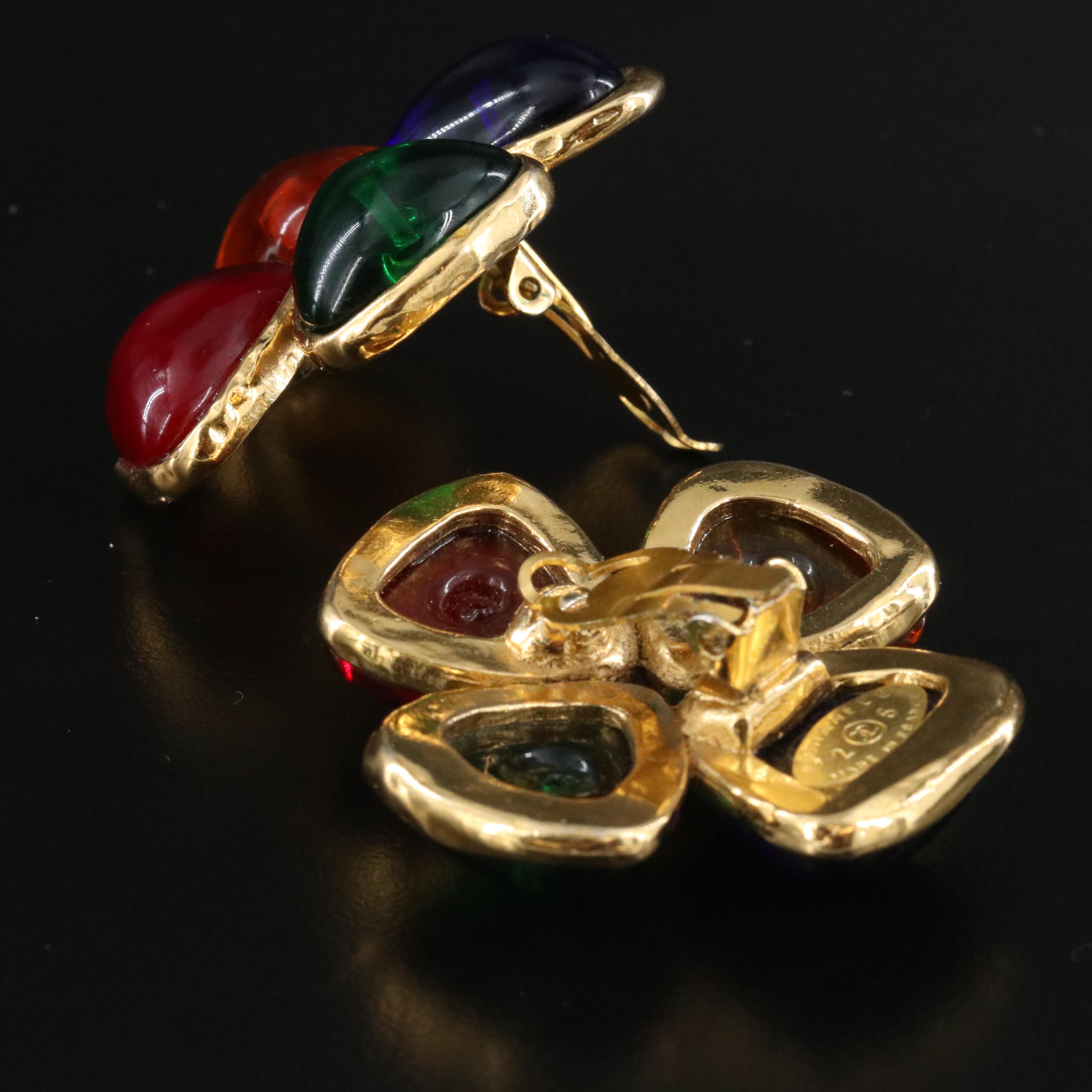 Chanel Gripoix Glass Clover Clip Earrings 1987