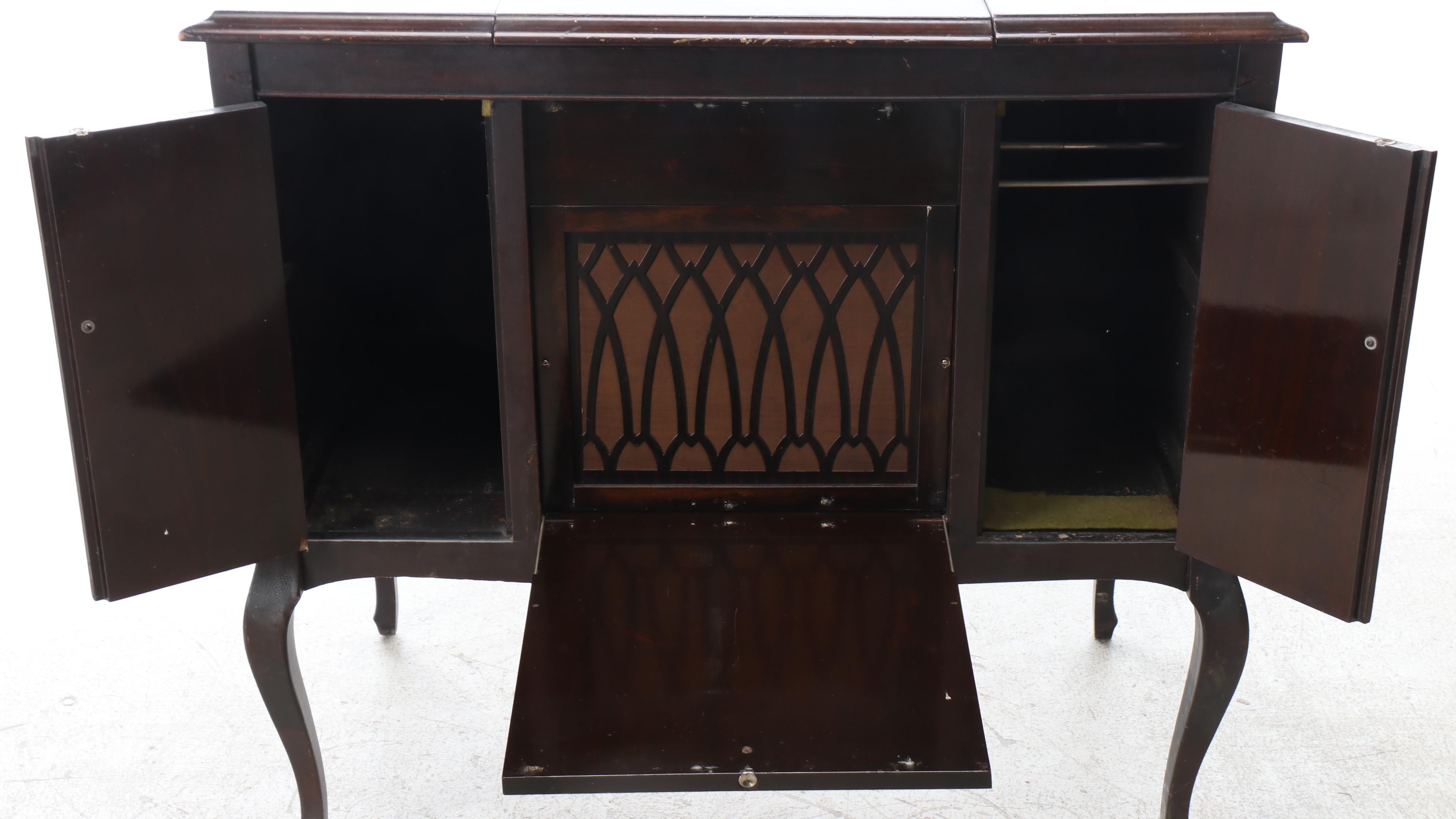 Kimball Walnut Cabinet Phonograph with Vinyl Records, Early 20th Century
