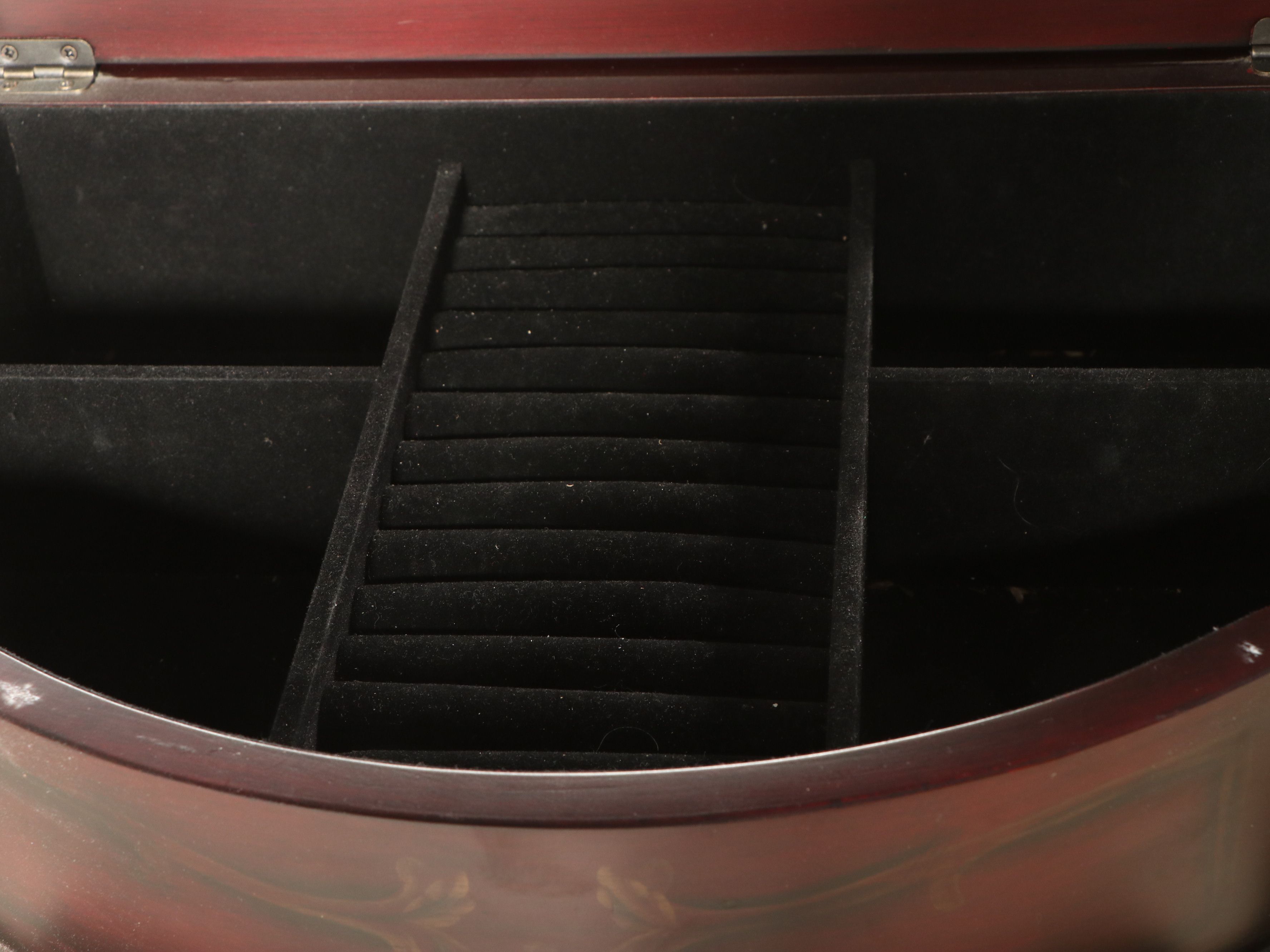 Edwardian Style Decorated Lingerie Chest with Jewelry Storage