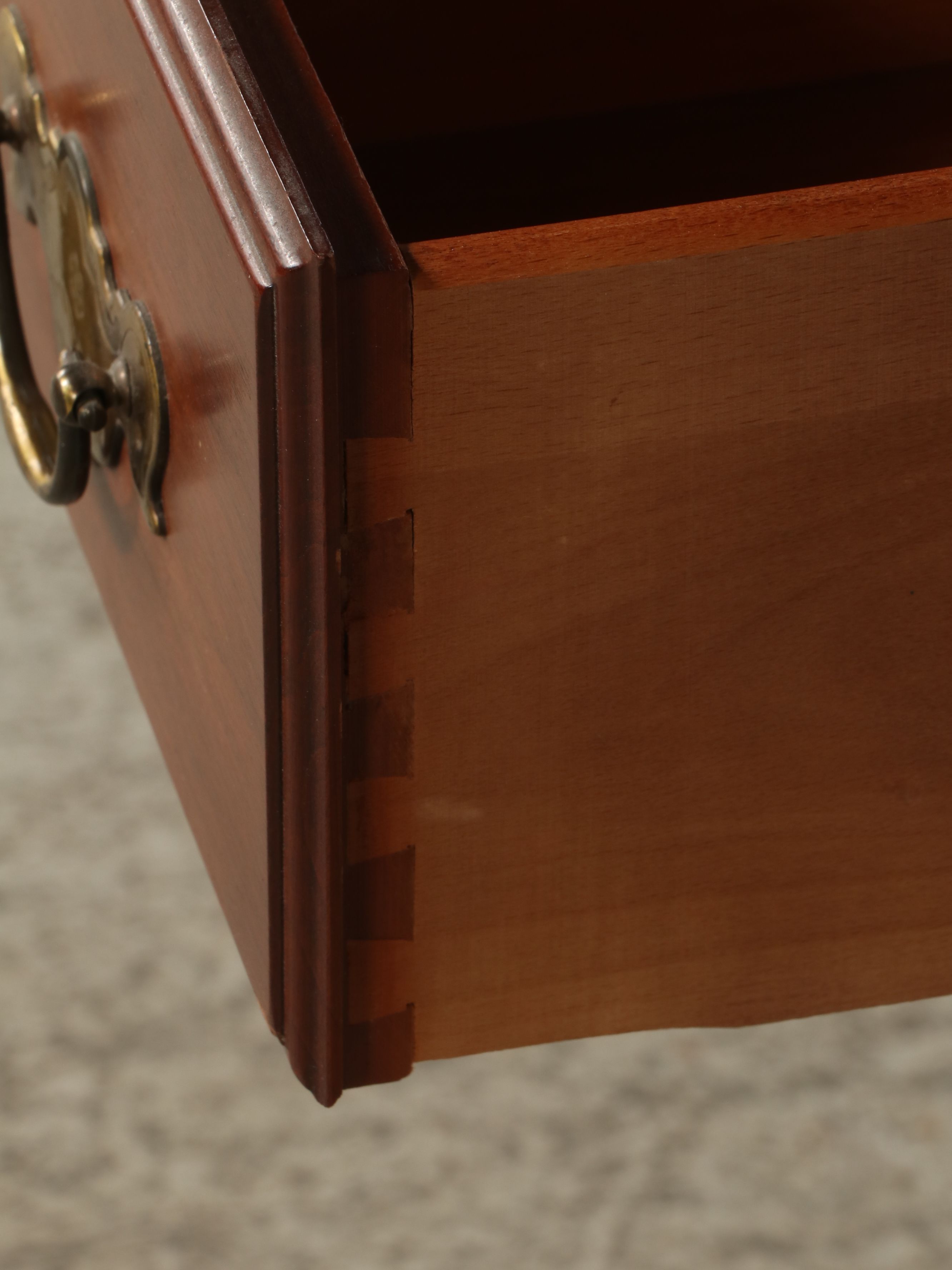 Queen Anne Style Cherry Finish Dressing Table, Early to Mid-20th Century