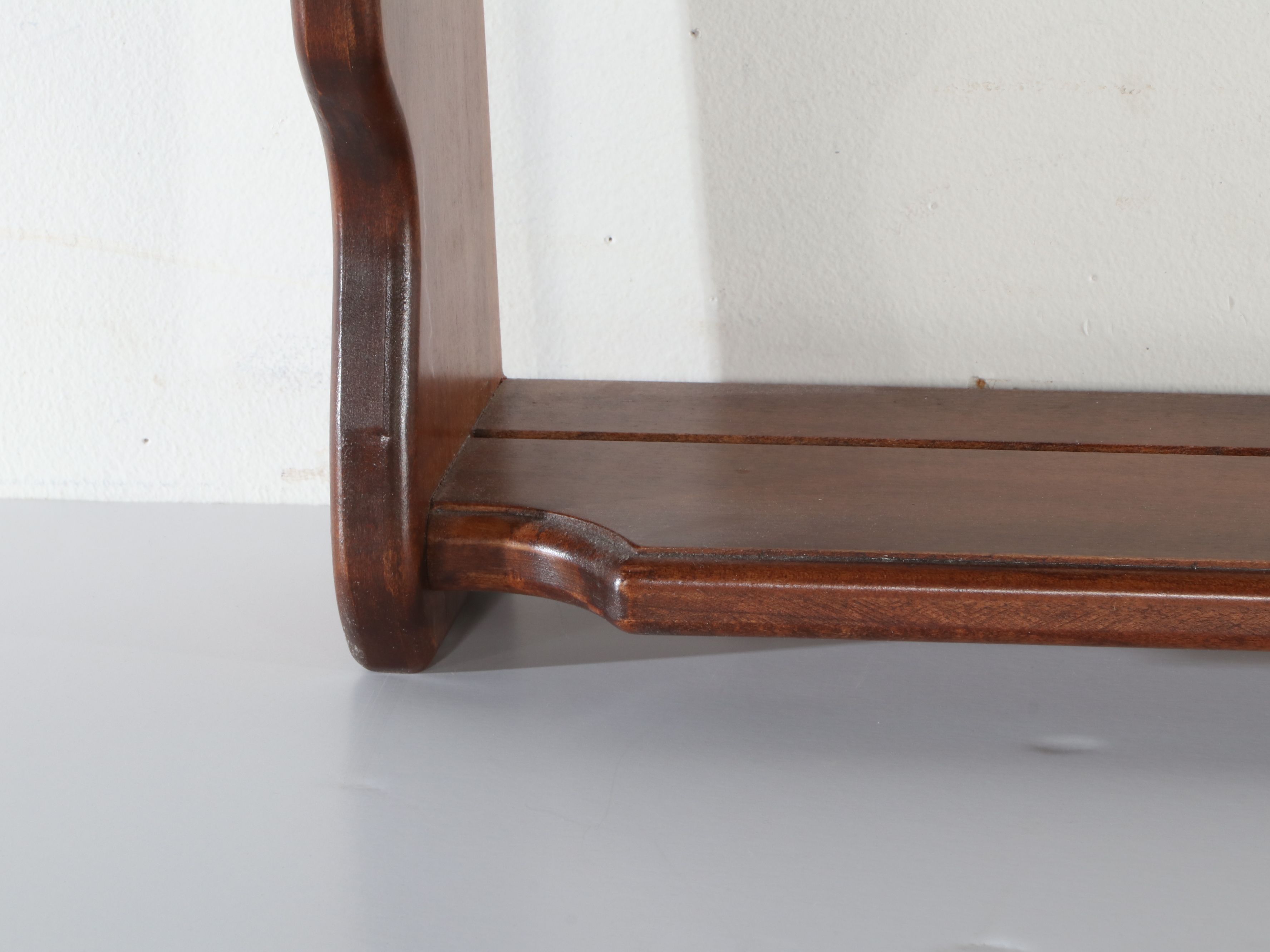 Colonial Style Walnut Wall Hanging Shelf, Mid to Late 20th Century