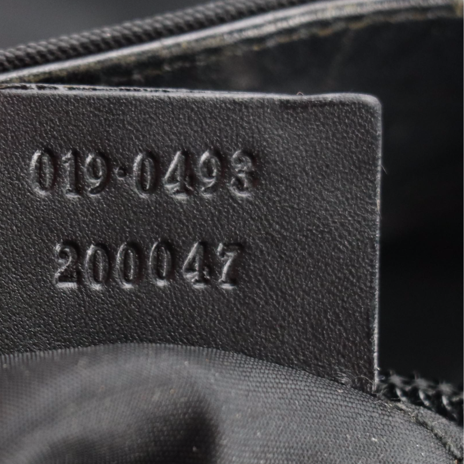 Gucci Side Drawstring Tote in Black Nylon Canvas and Leather