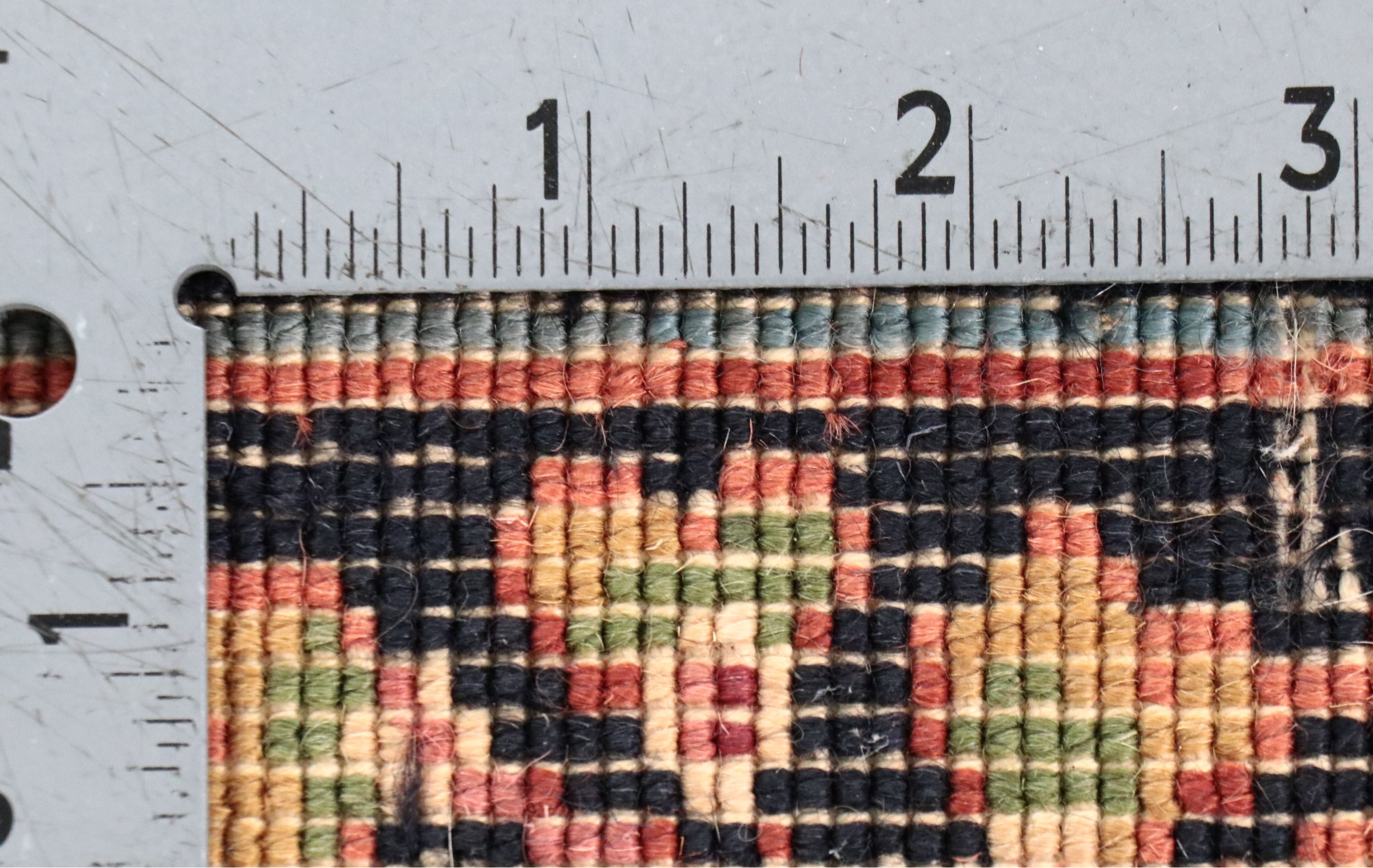 8'7 x 12' Hand-Knotted Persian Sarouk Room-Sized Rug