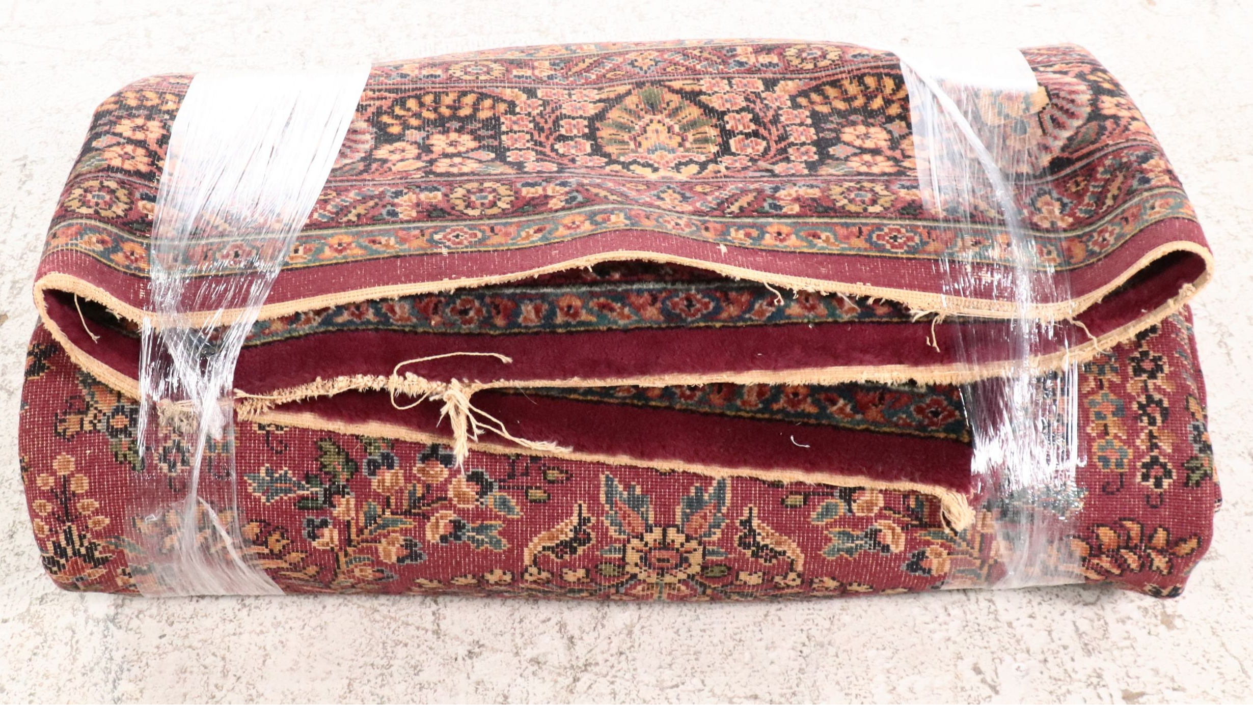 8'7 x 12' Hand-Knotted Persian Sarouk Room-Sized Rug