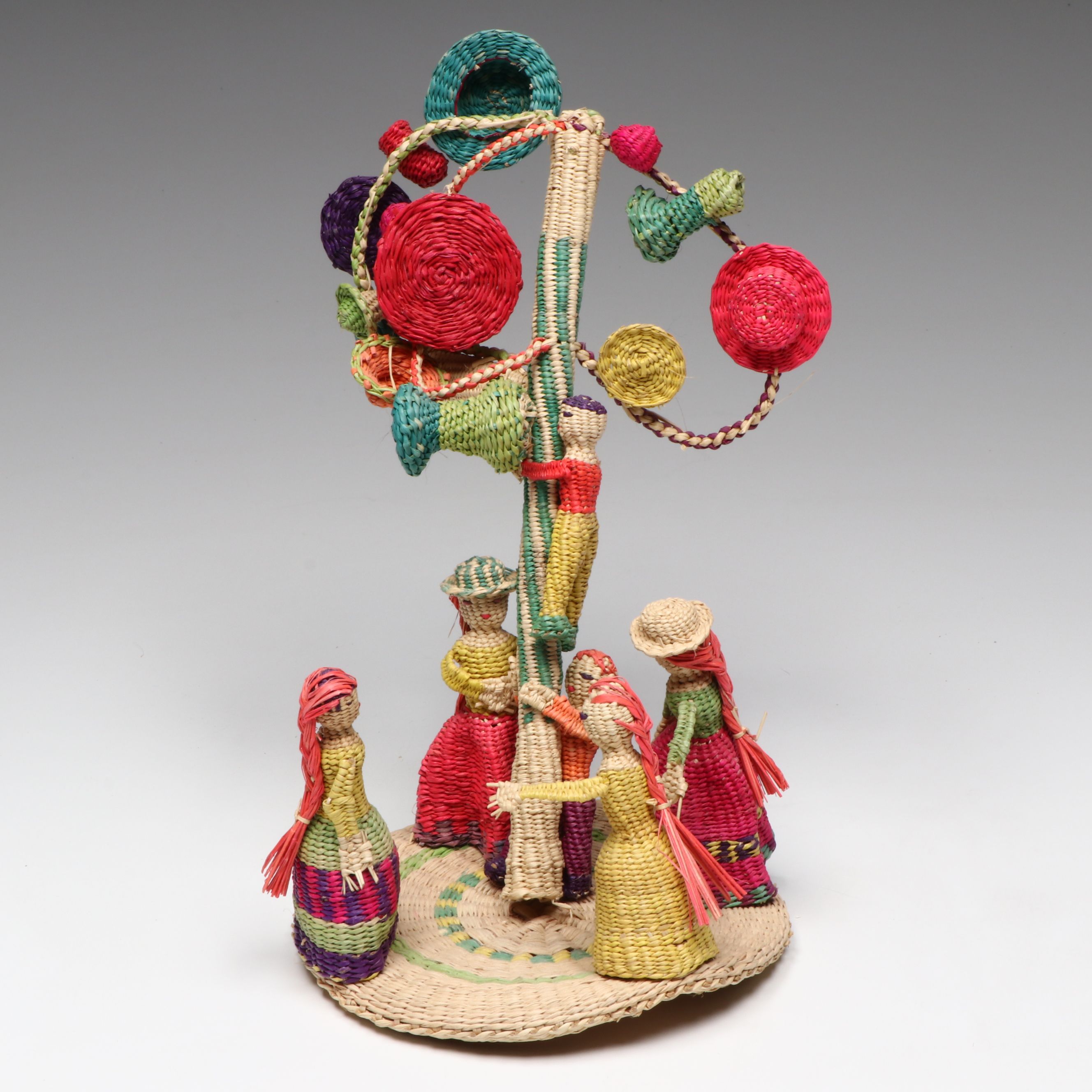 Ecuadorian Toquilla Palm Figural Dioramas