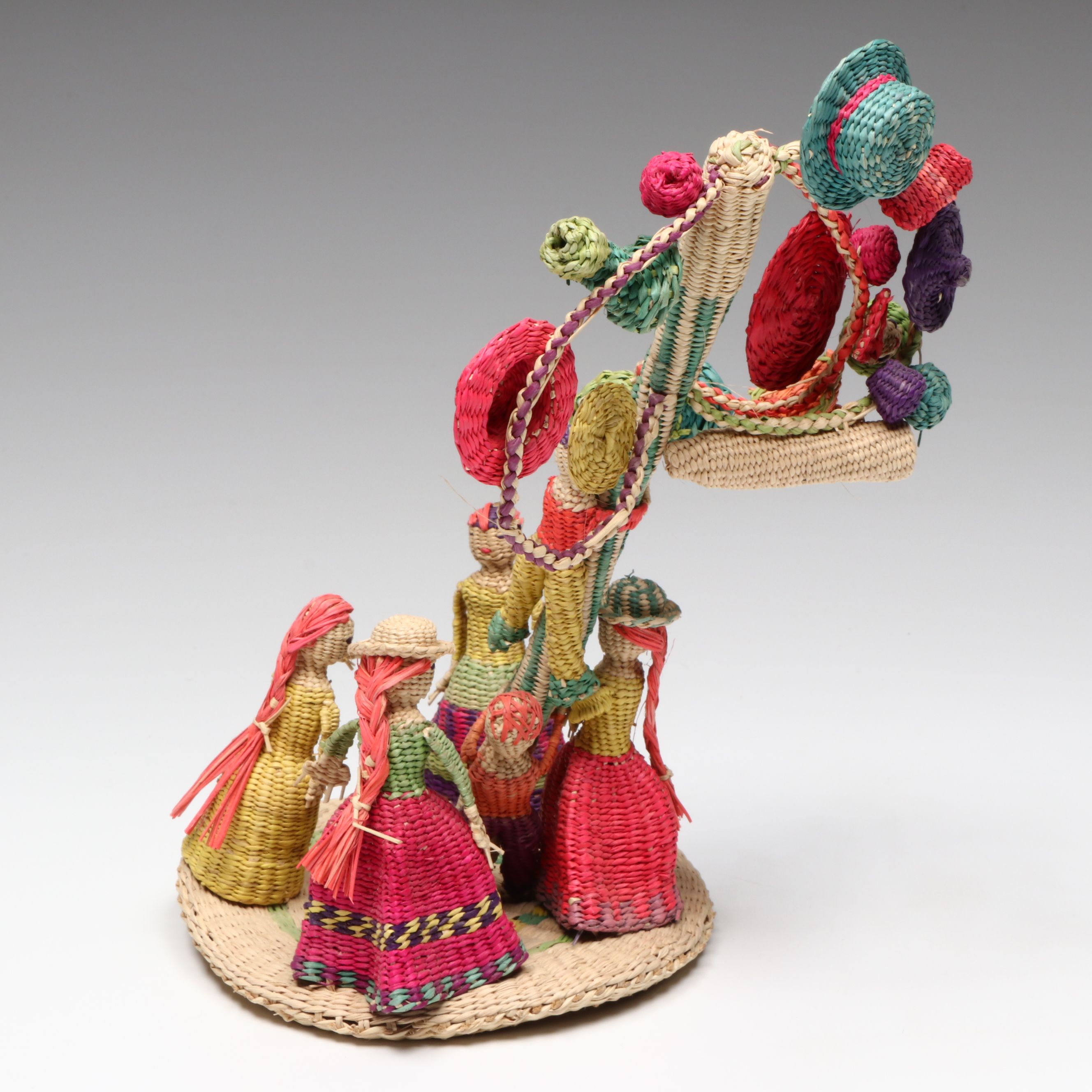 Ecuadorian Toquilla Palm Figural Dioramas