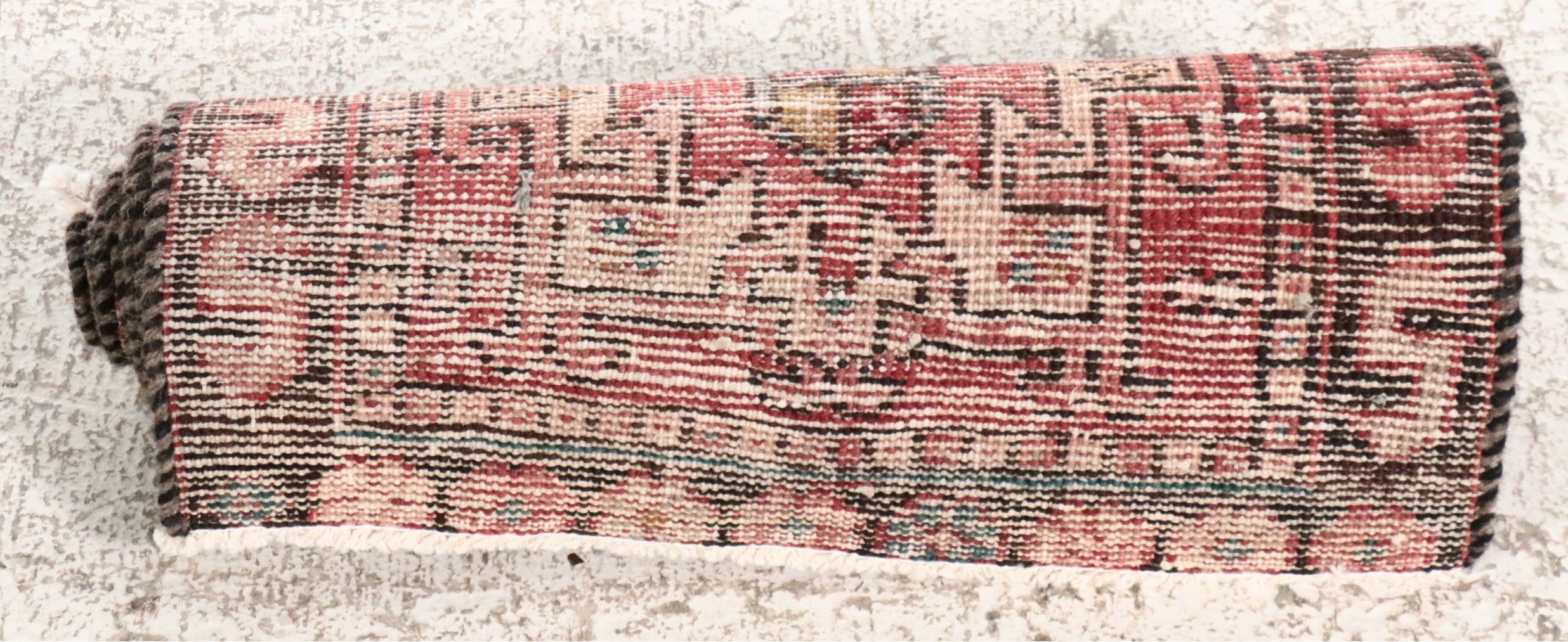 1'8 x 5'5 Hand-Knotted Persian Karaja Accent Rug