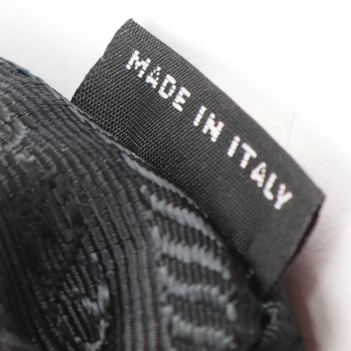 Prada Re-Edition 2000 Shoulder Bag in Black Re-Nylon with Saffiano Leather