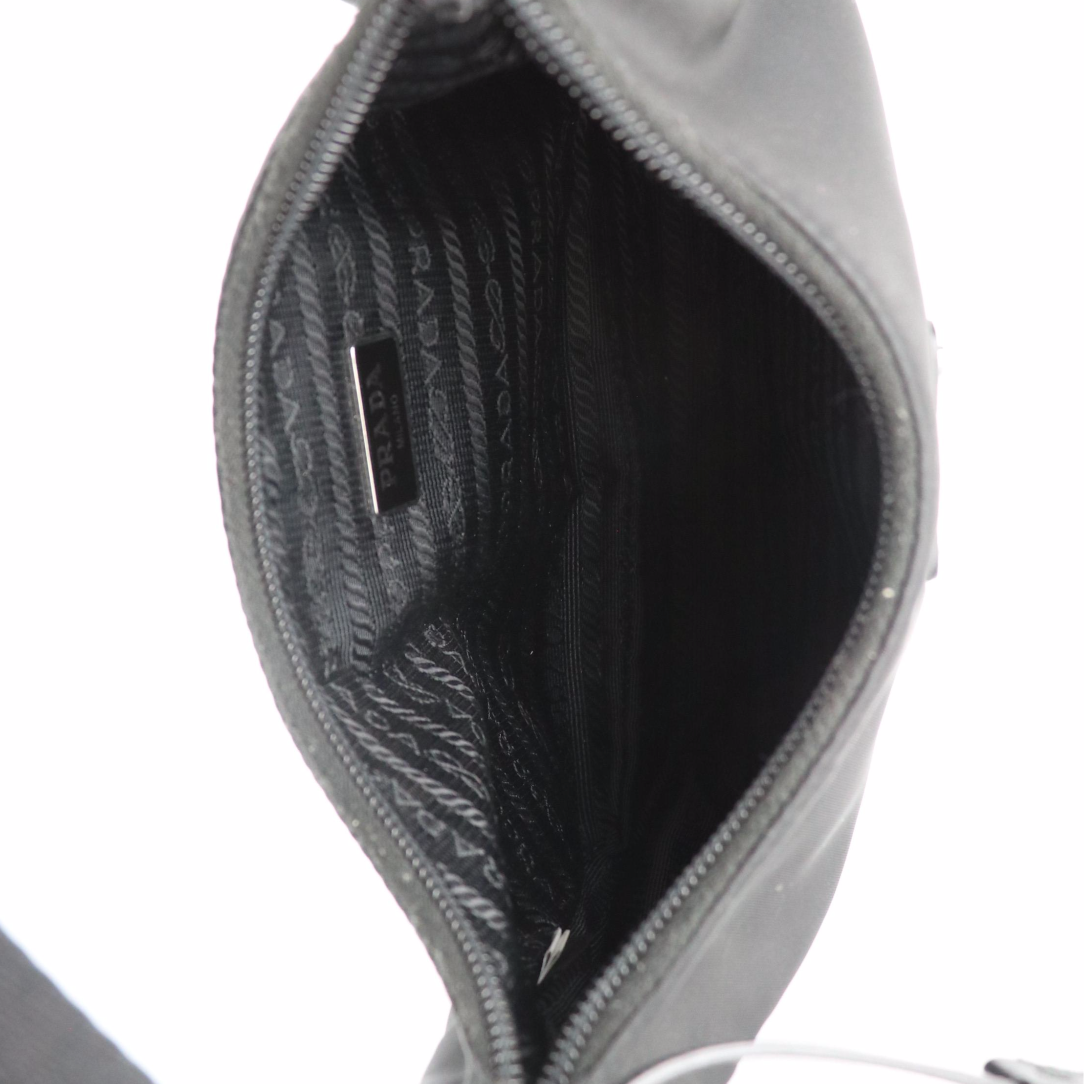 Prada Re-Edition 2000 Shoulder Bag in Black Re-Nylon with Saffiano Leather