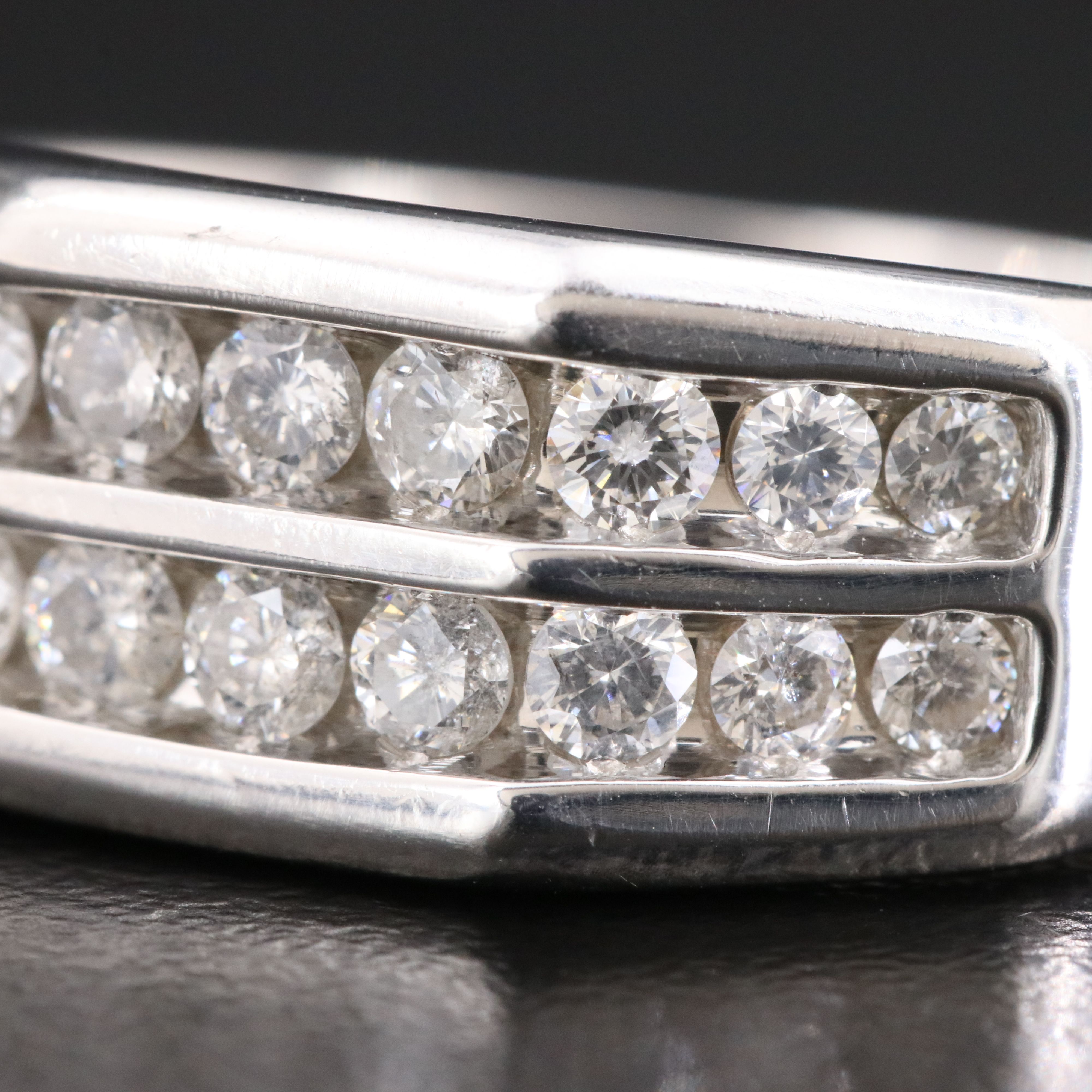 10K 0.93 CTW Diamond Channel Band